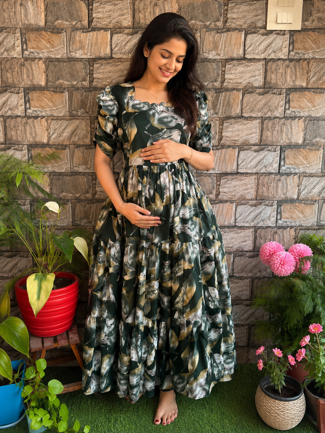 Dark green shade leaf Delta Maternity maxi  Comfy Collectionss