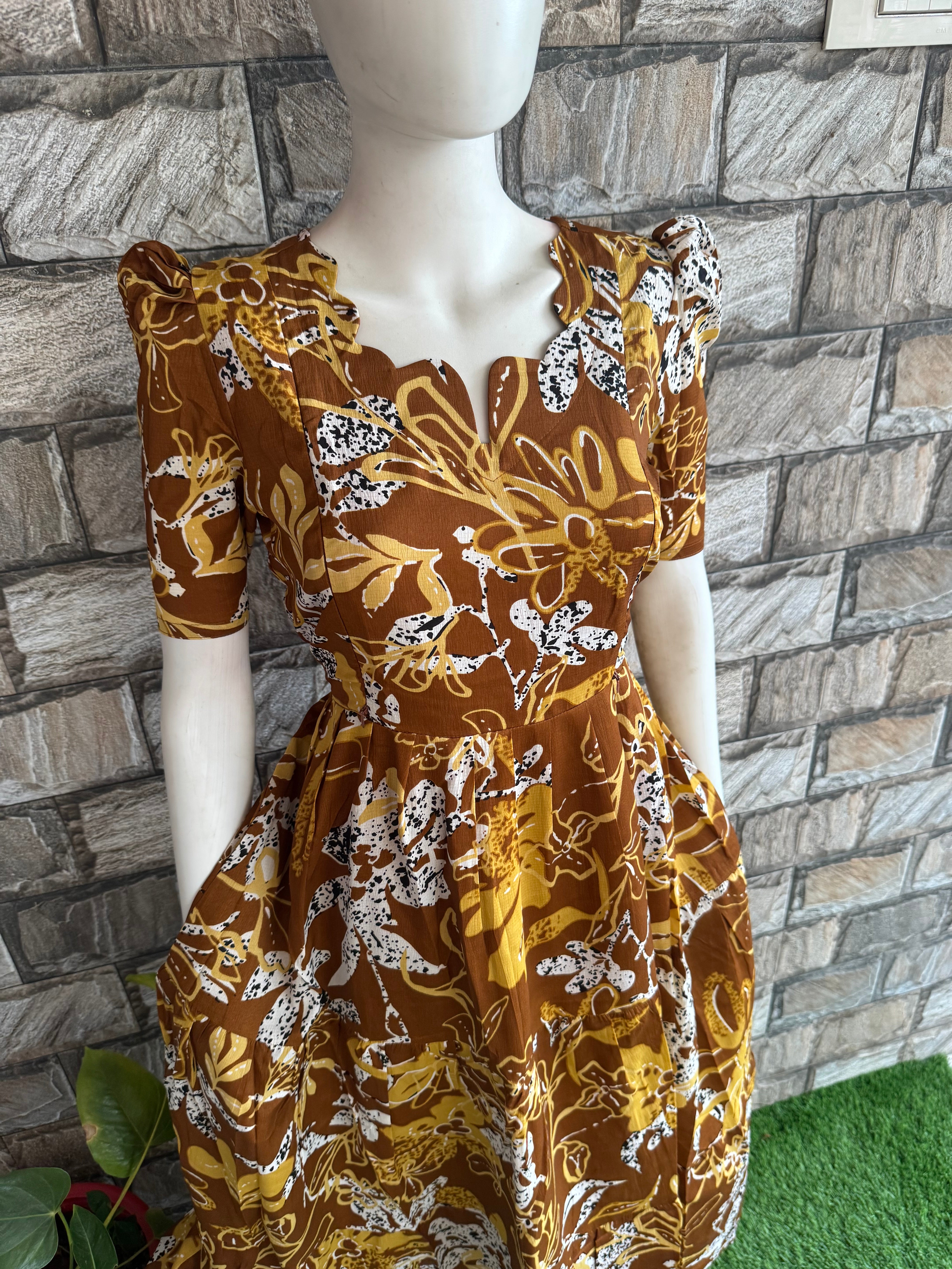 Delta Maternity Feeding maxi  Mustard yellow