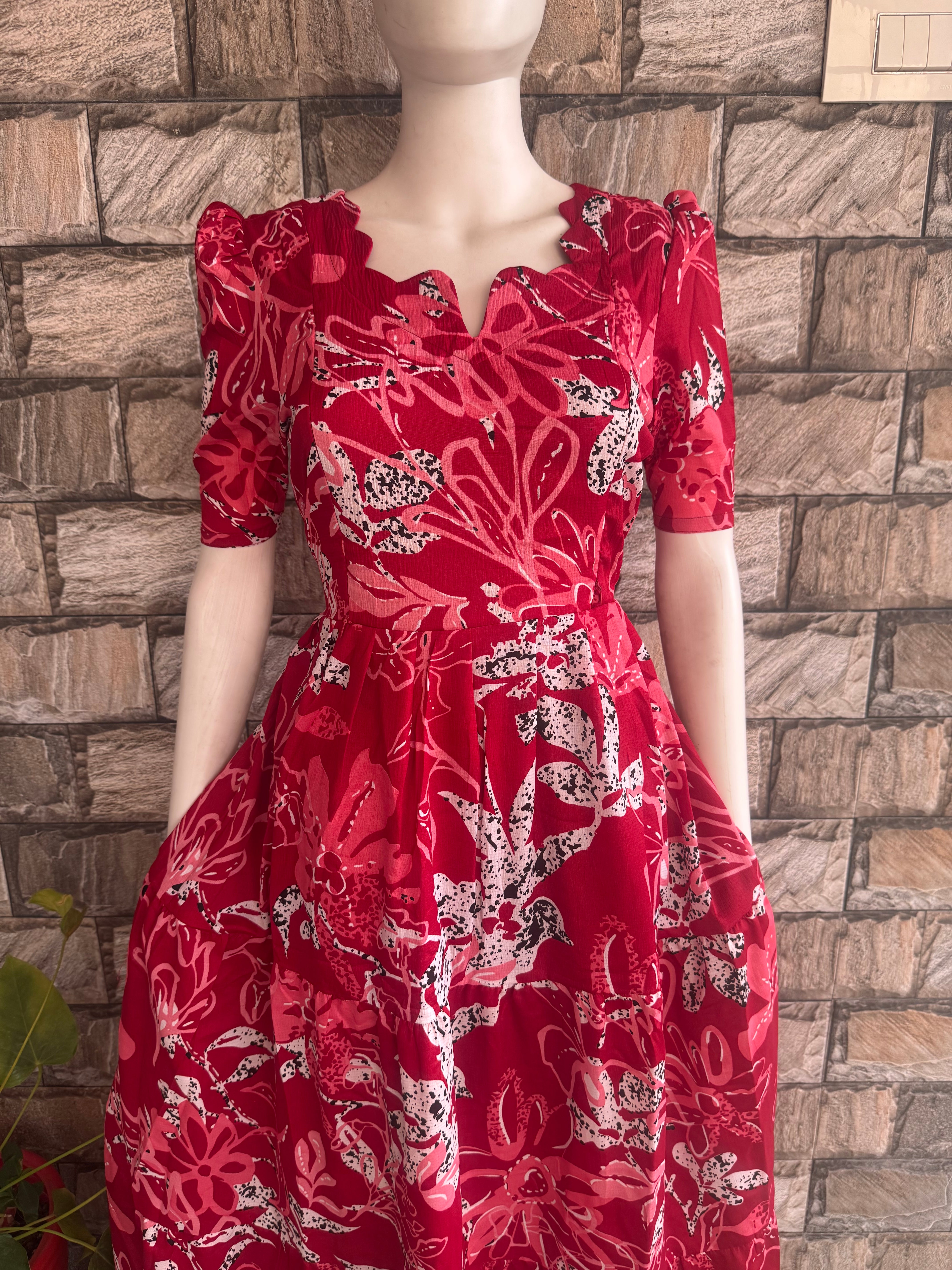 Delta Maternity Feeding maxi  Maroon shade