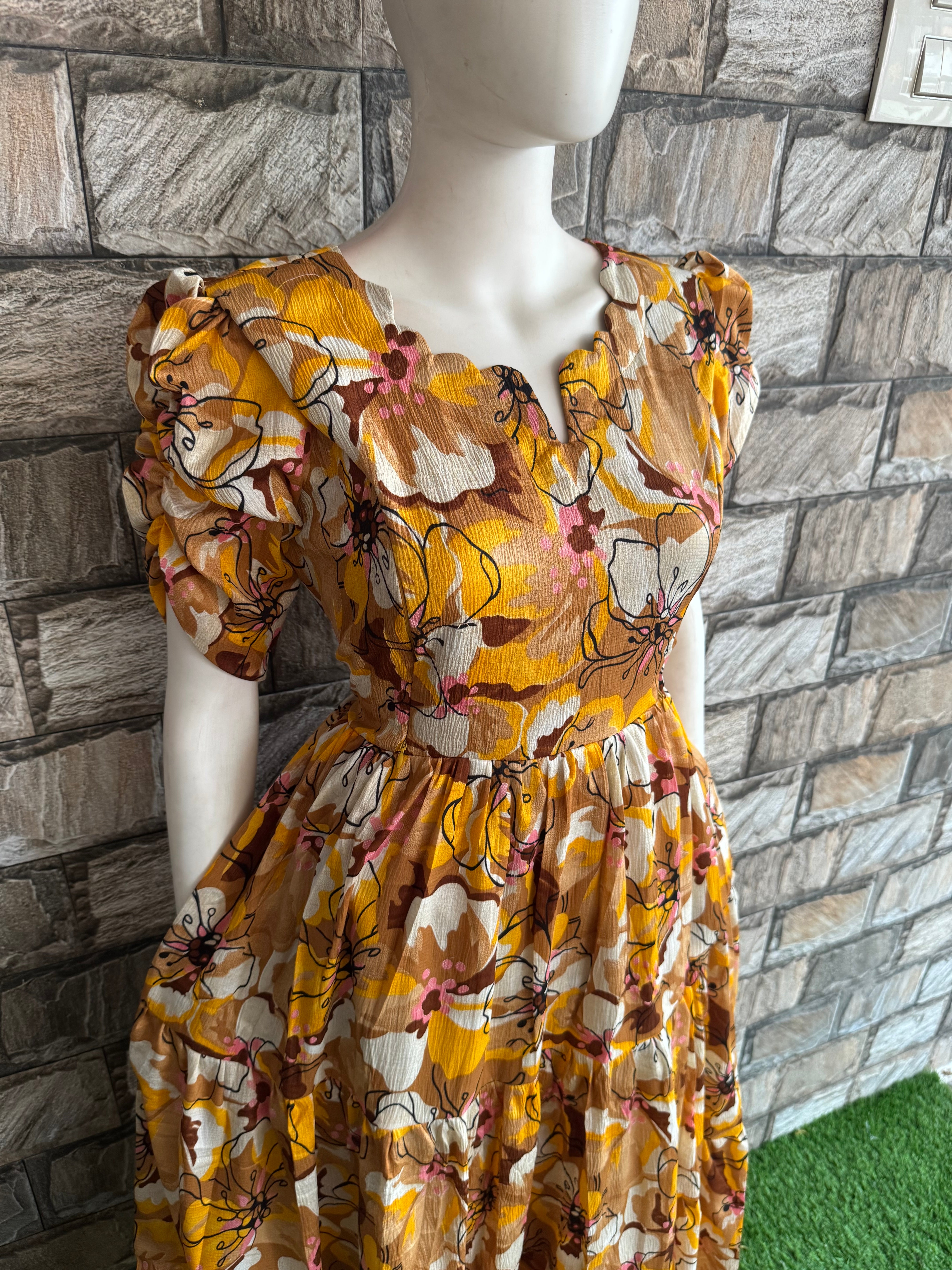 Mustard Bloom Maternity Delta maxi