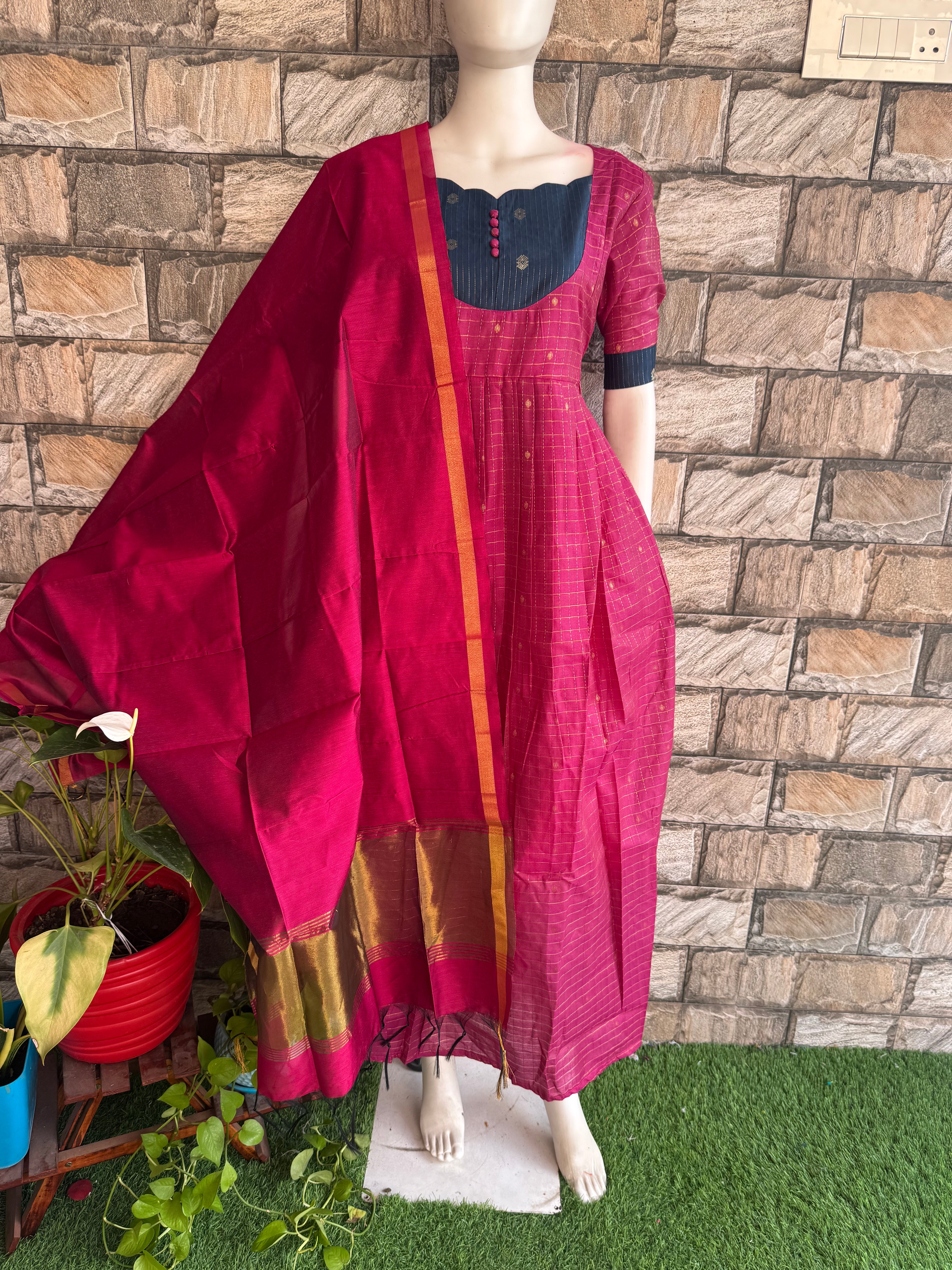 Silk cotton Magenta Dupatta