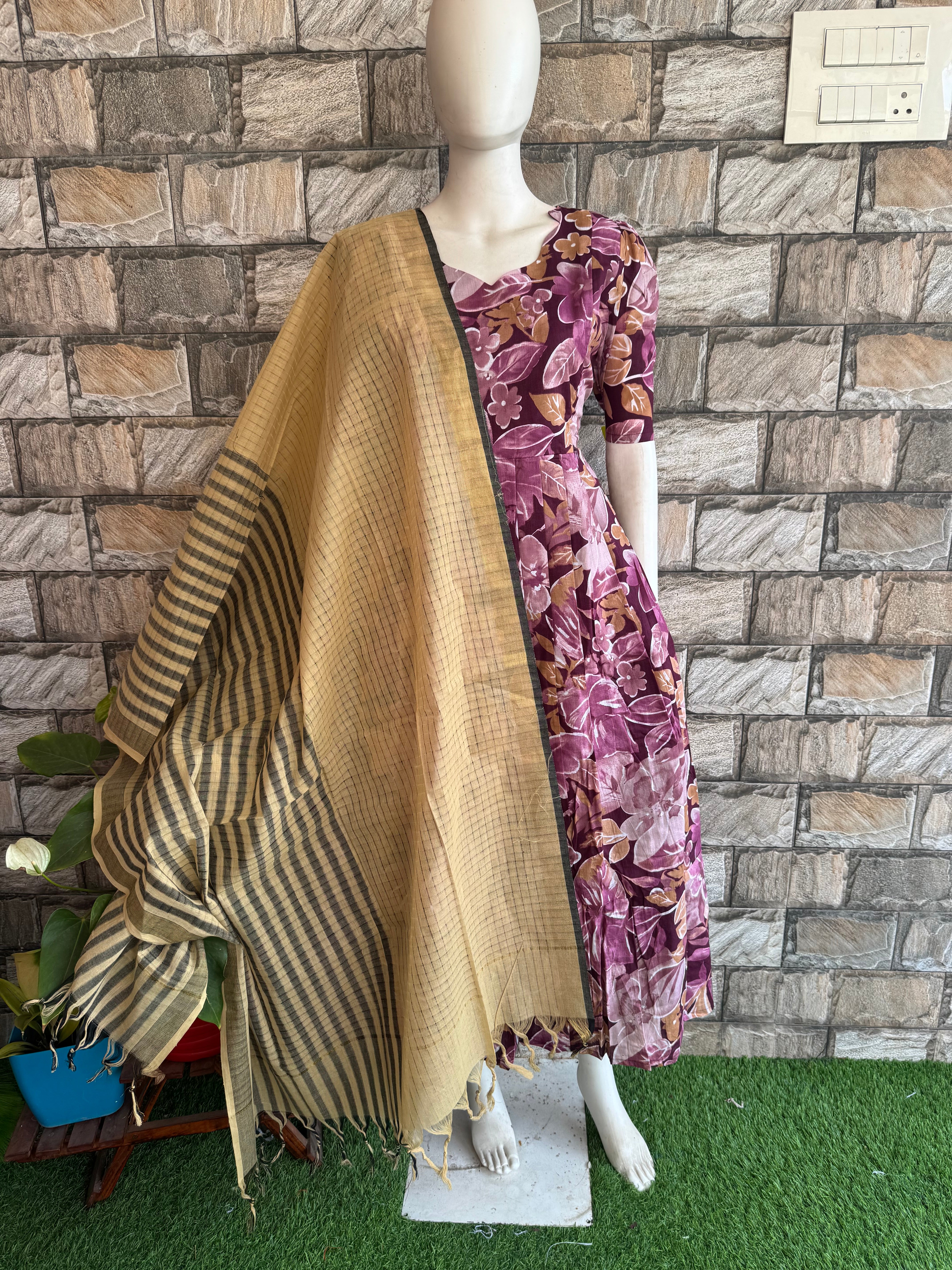Cream cotton khadhi dupatta