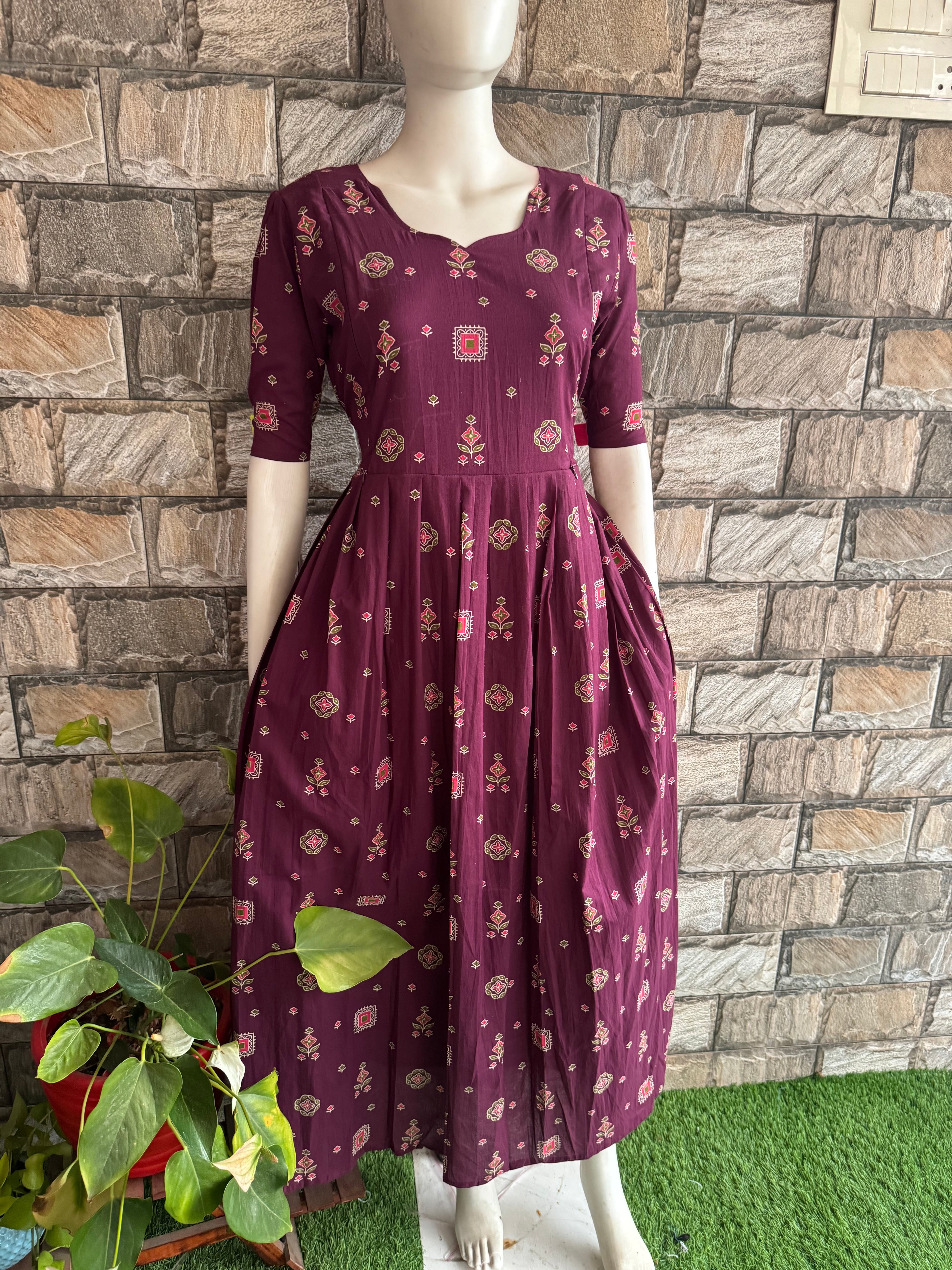 Soft cotton Maternity maxi - Brinjal