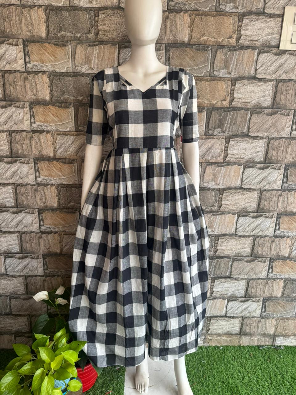 checked black & white