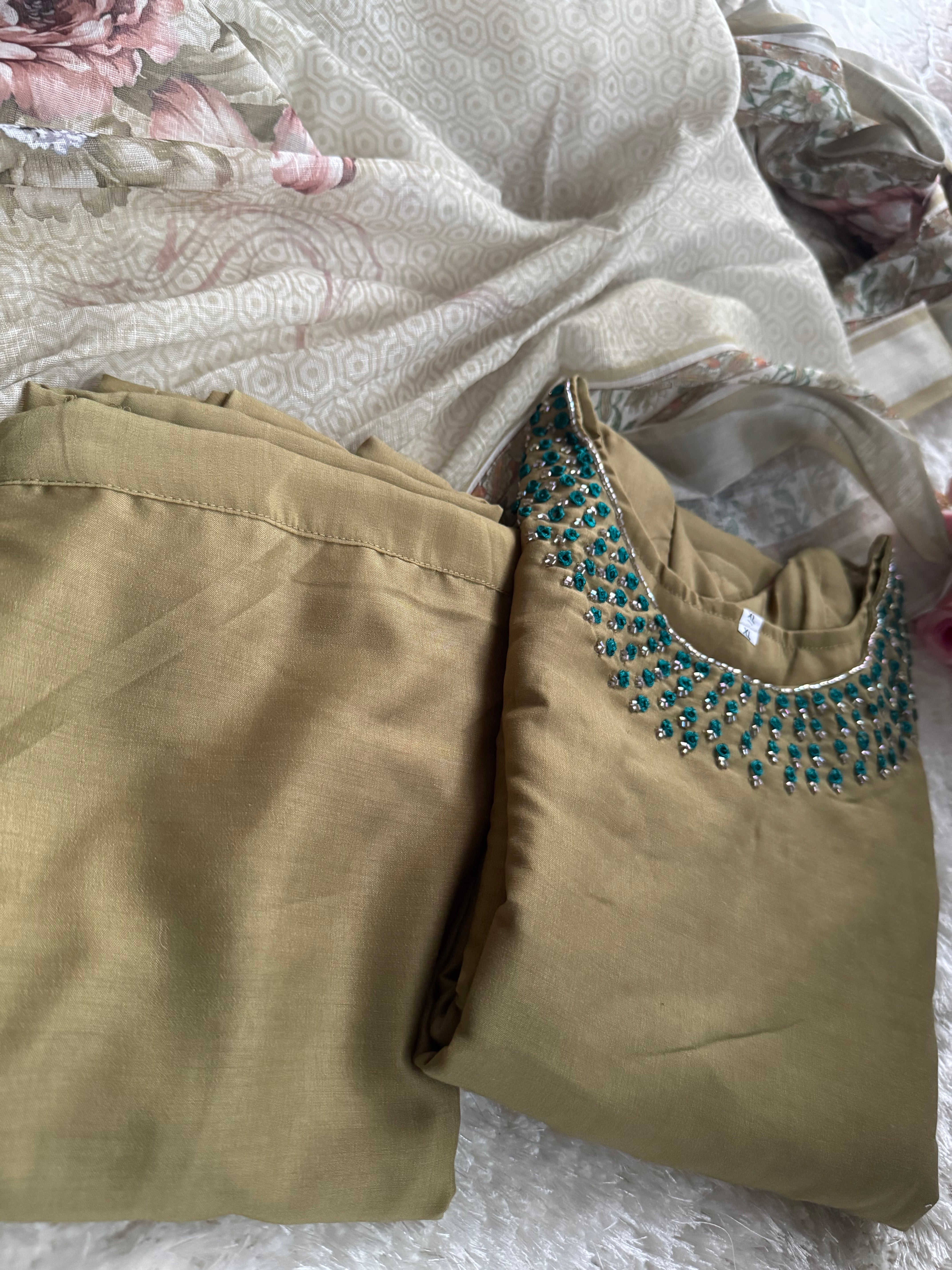 Titanium silk fabric  3 piece Set -Only Feeding Military green