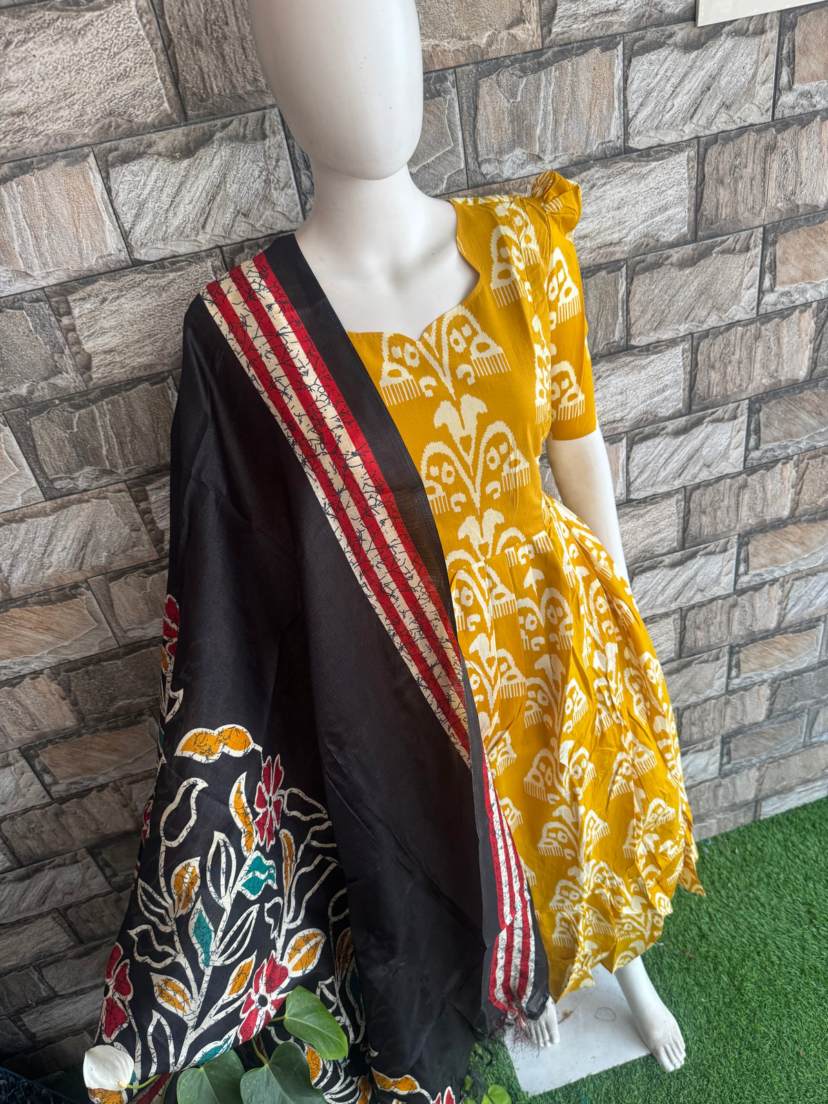 Soft cotton Maternity Feeding maxi with dupatta