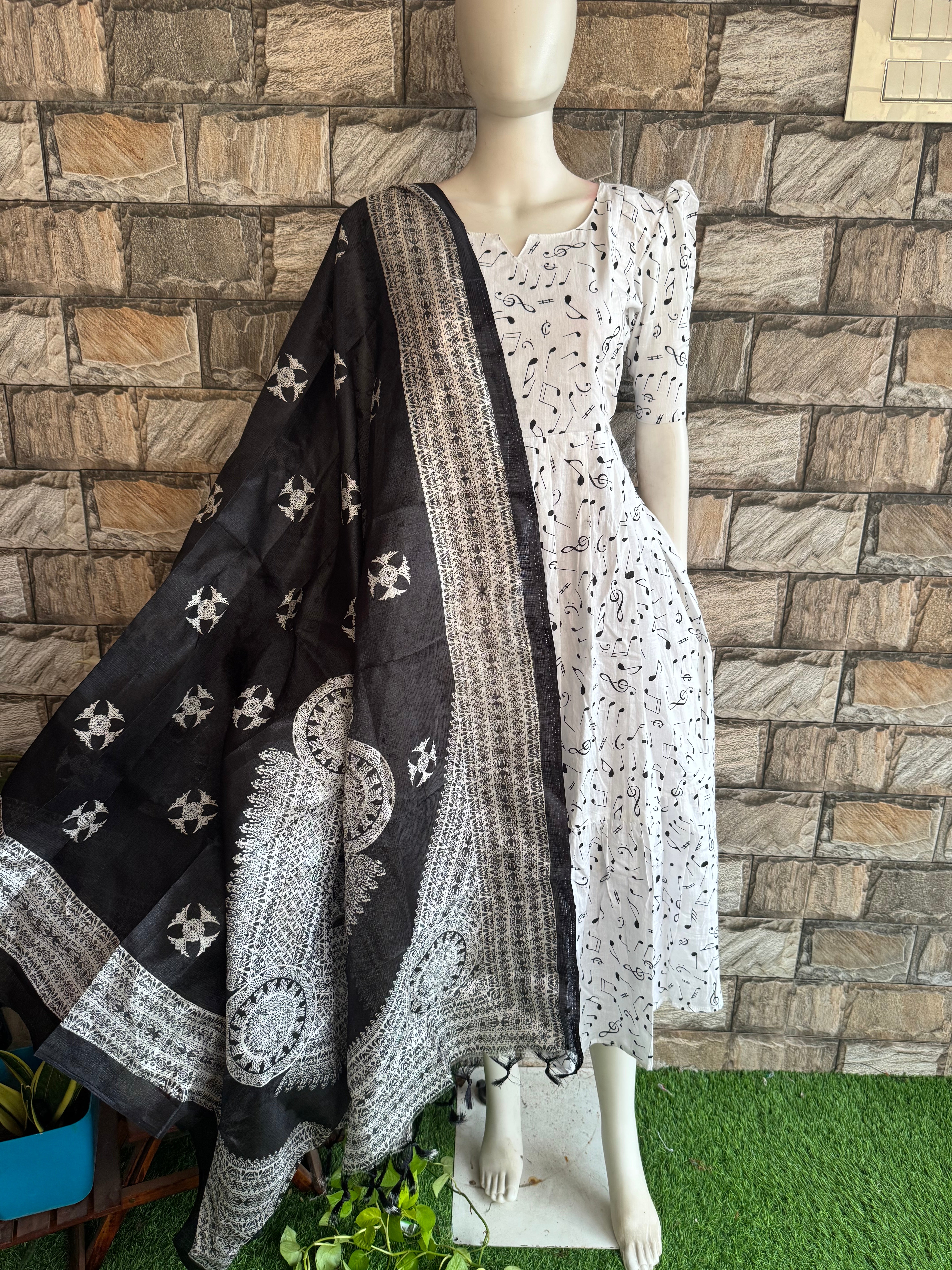 Black poly khadhi dupatta