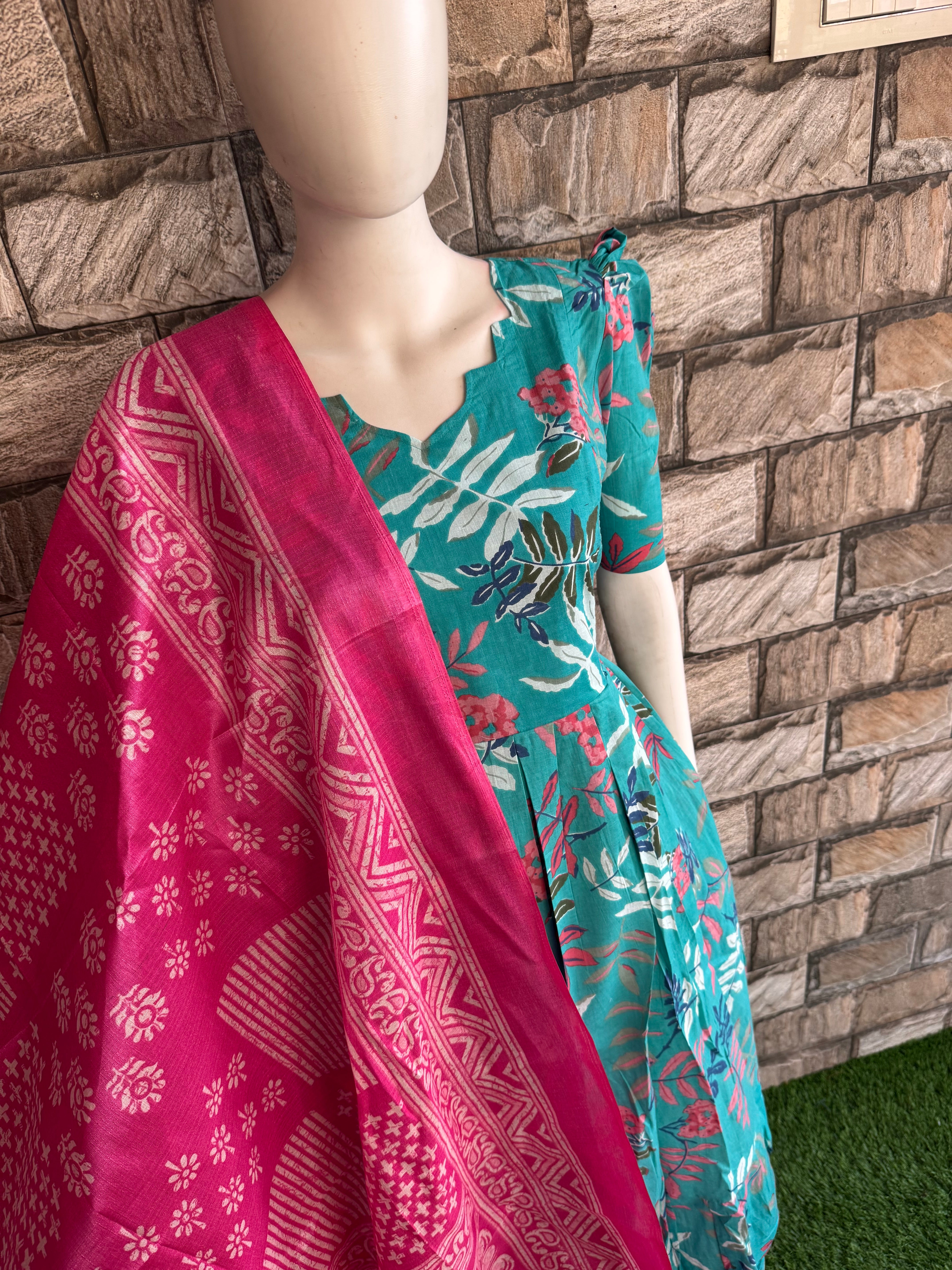 Baby pink poly khadhi dupatta