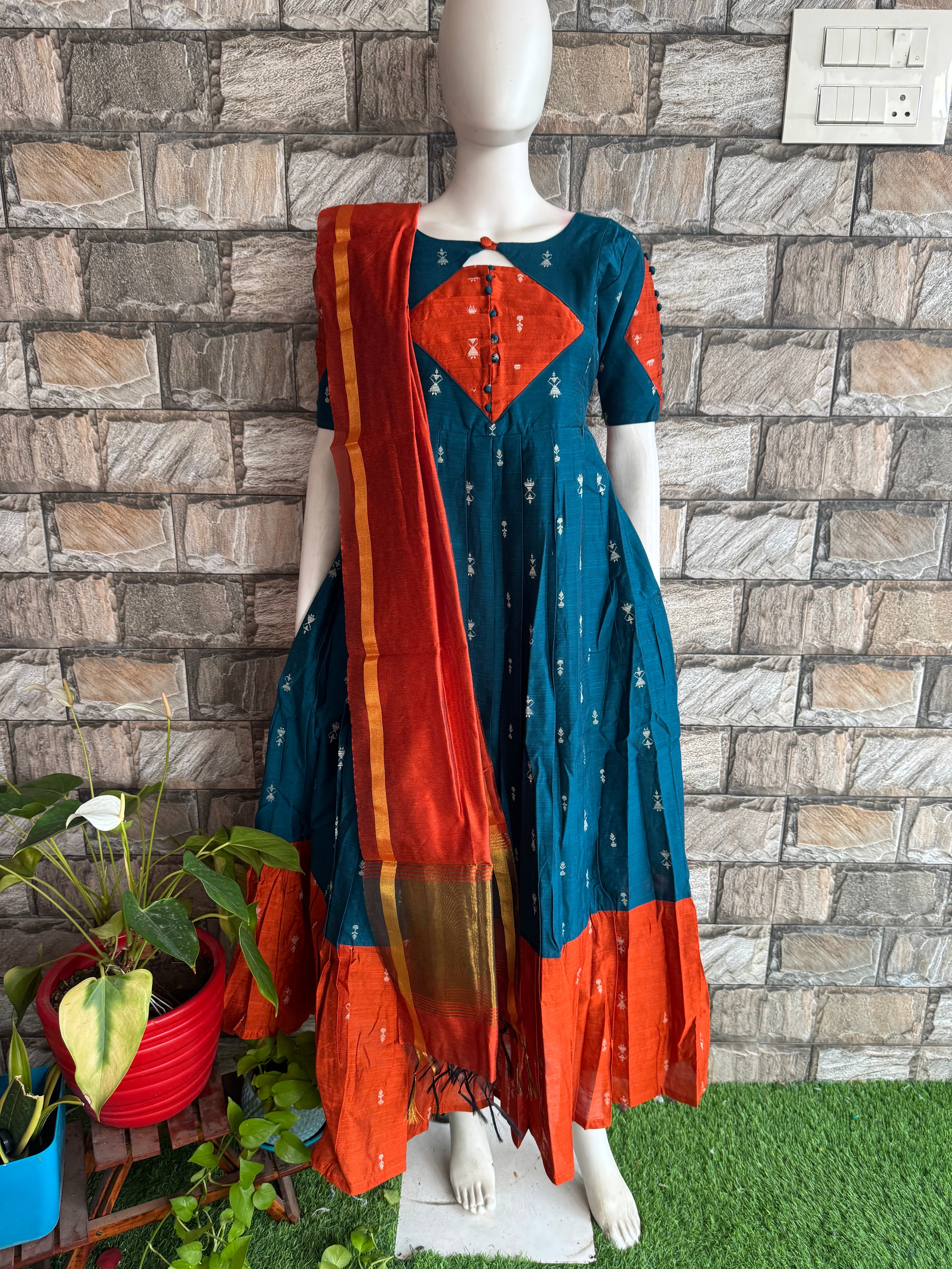 Silk cotton with zari Dupatta Rust orange