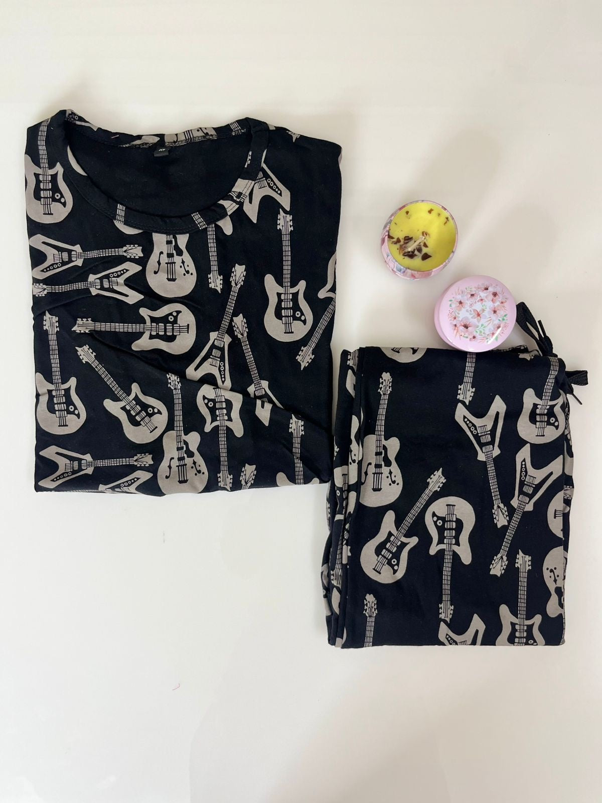 Pull up Maternity Feeding set Guitar
