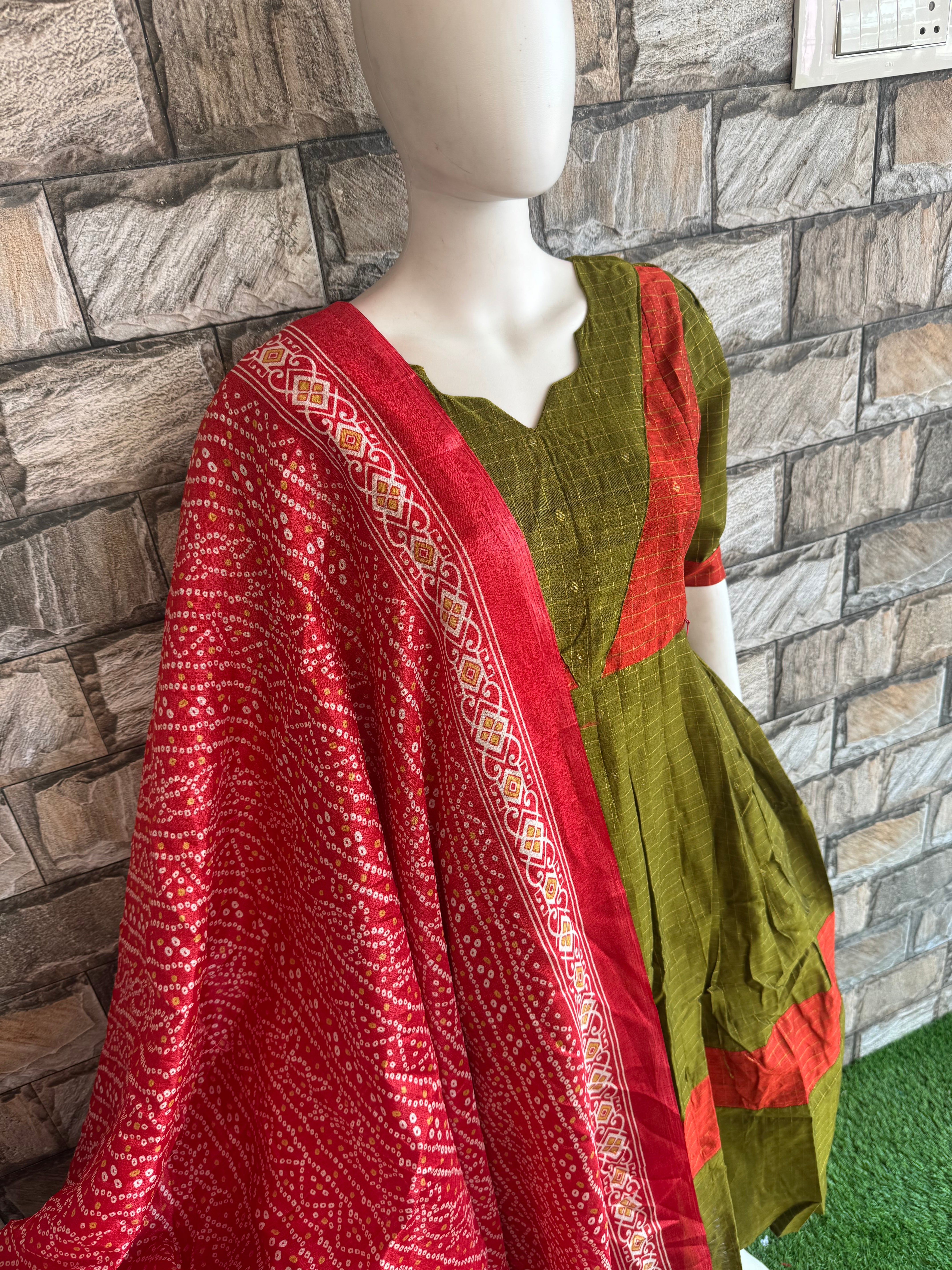 Red poly khadhi dupatta