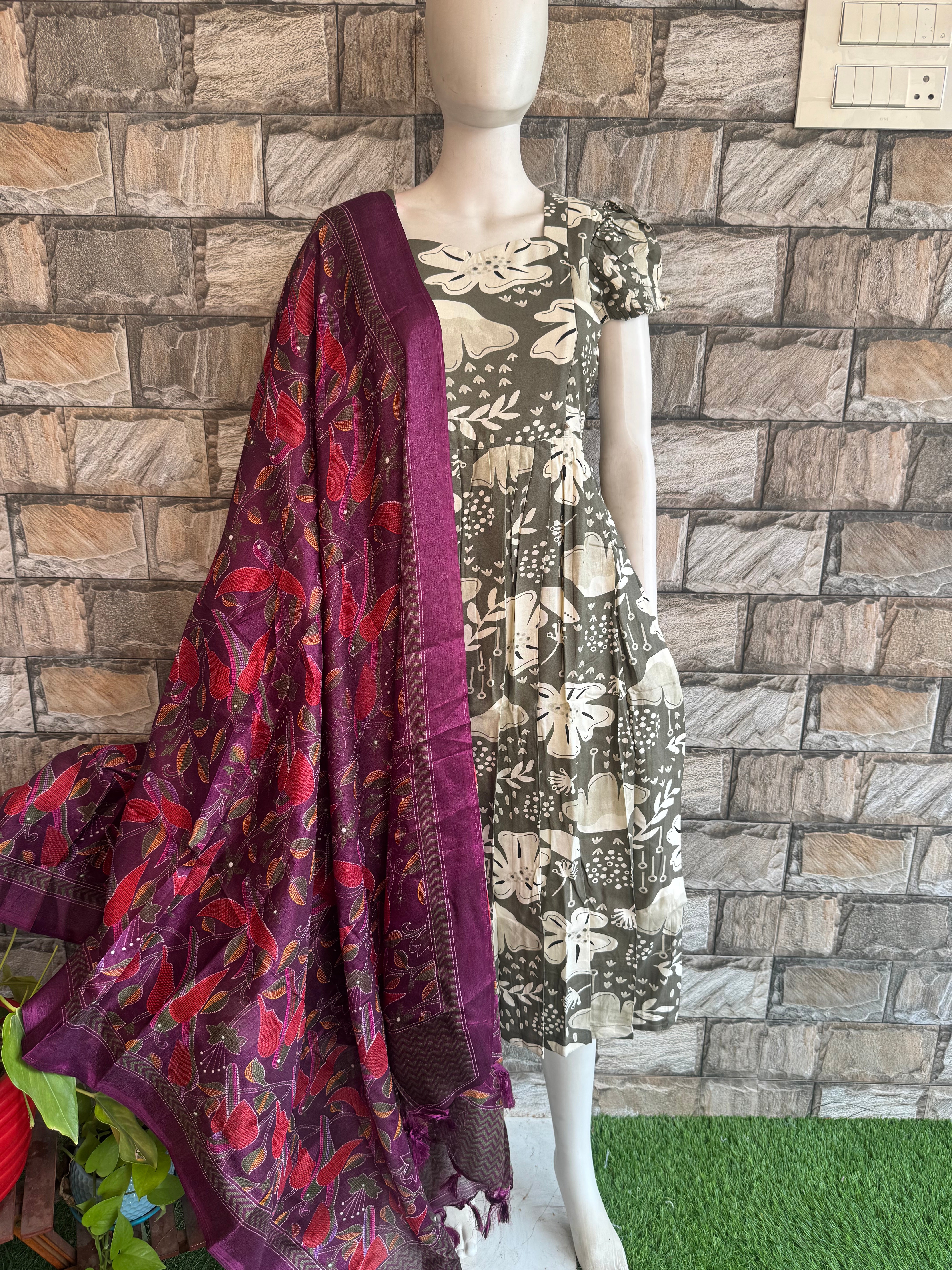 Wine Poly khadhi Dupatta