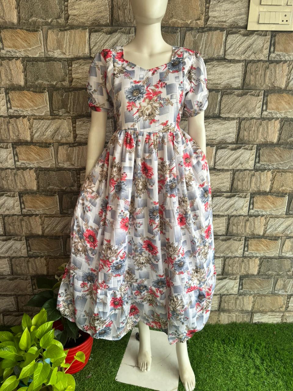 white flower delta crepe