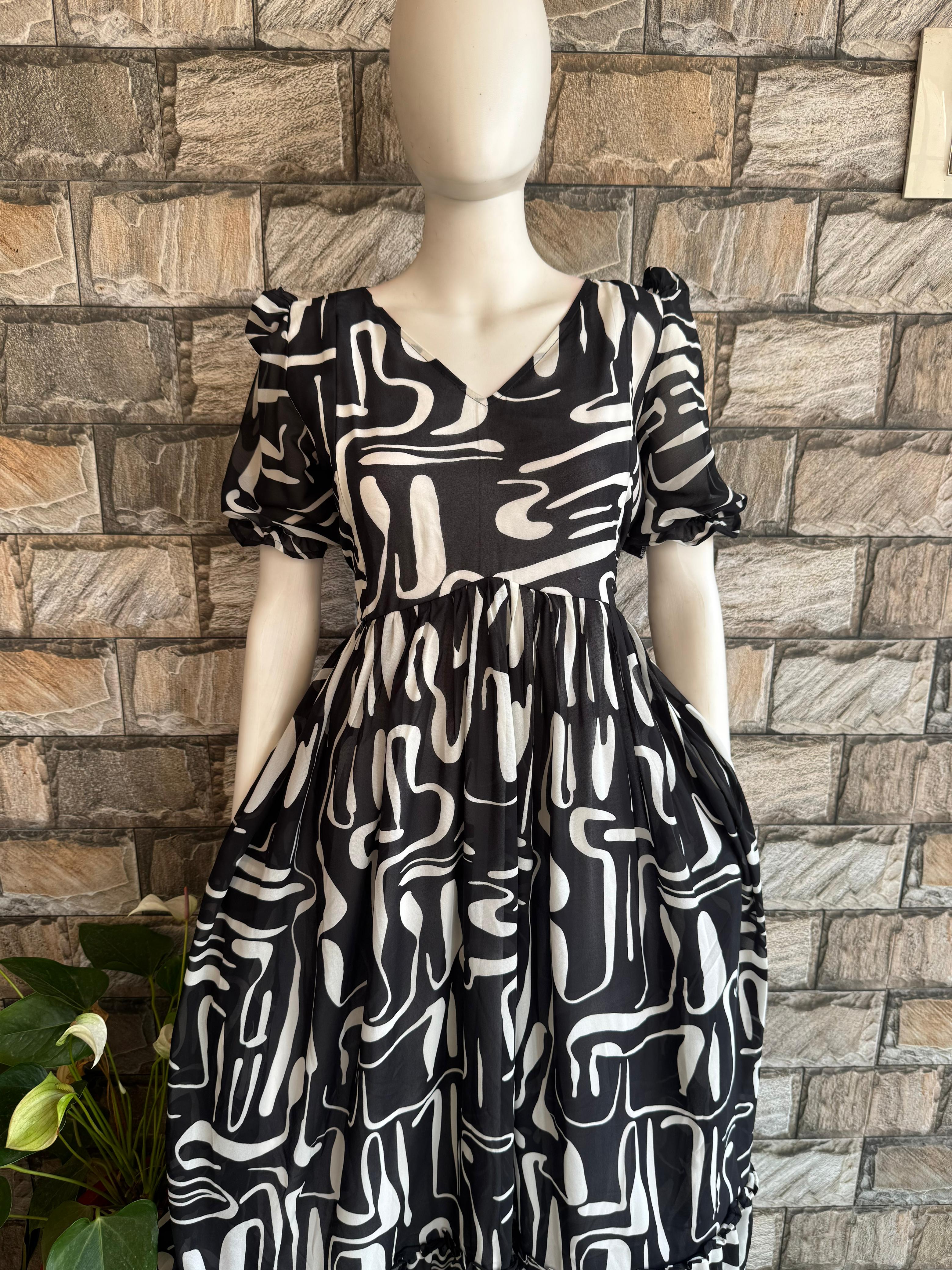 black alia cut georgette maxi