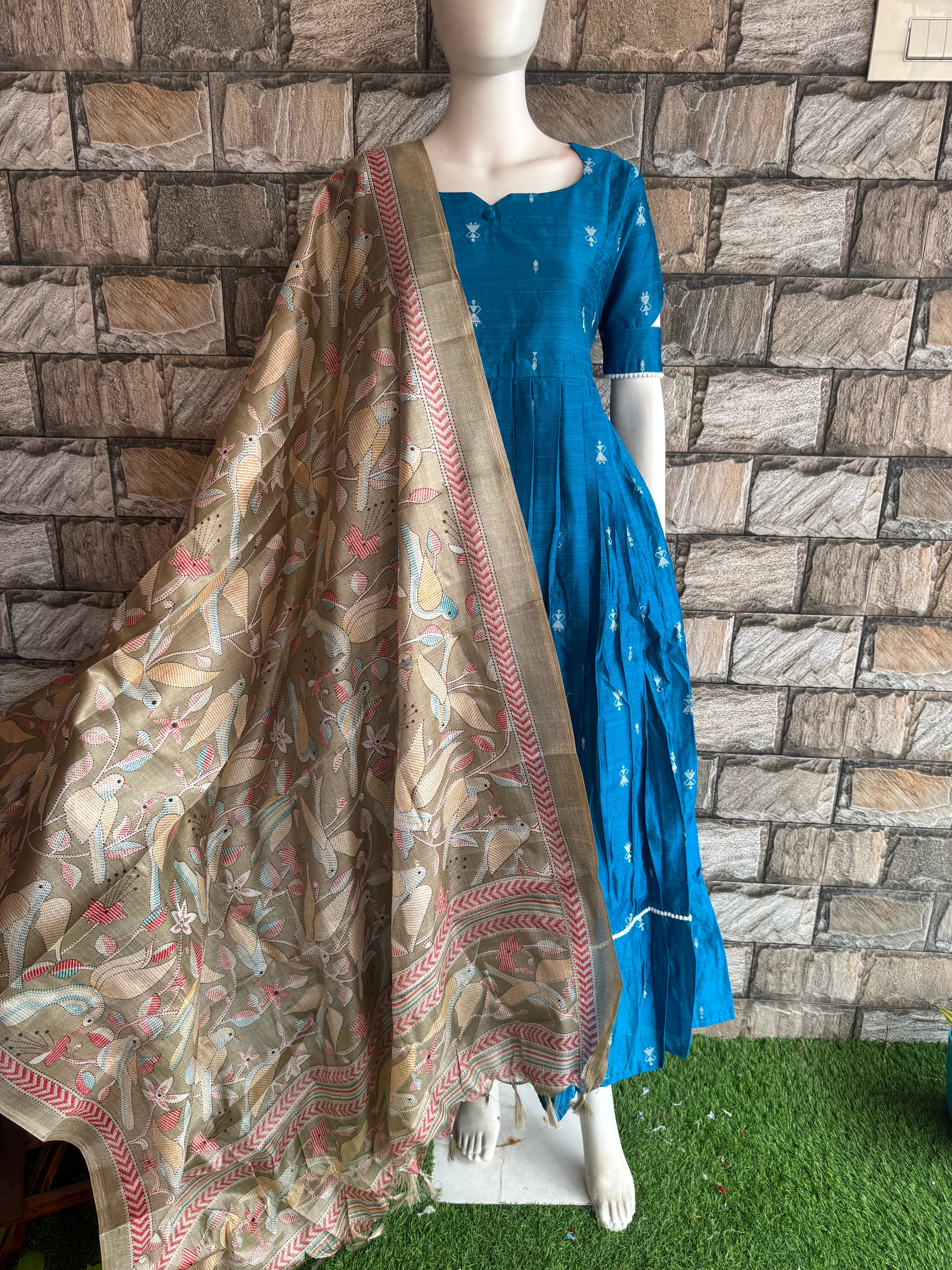 Cream shade Poly khadhi dupatta