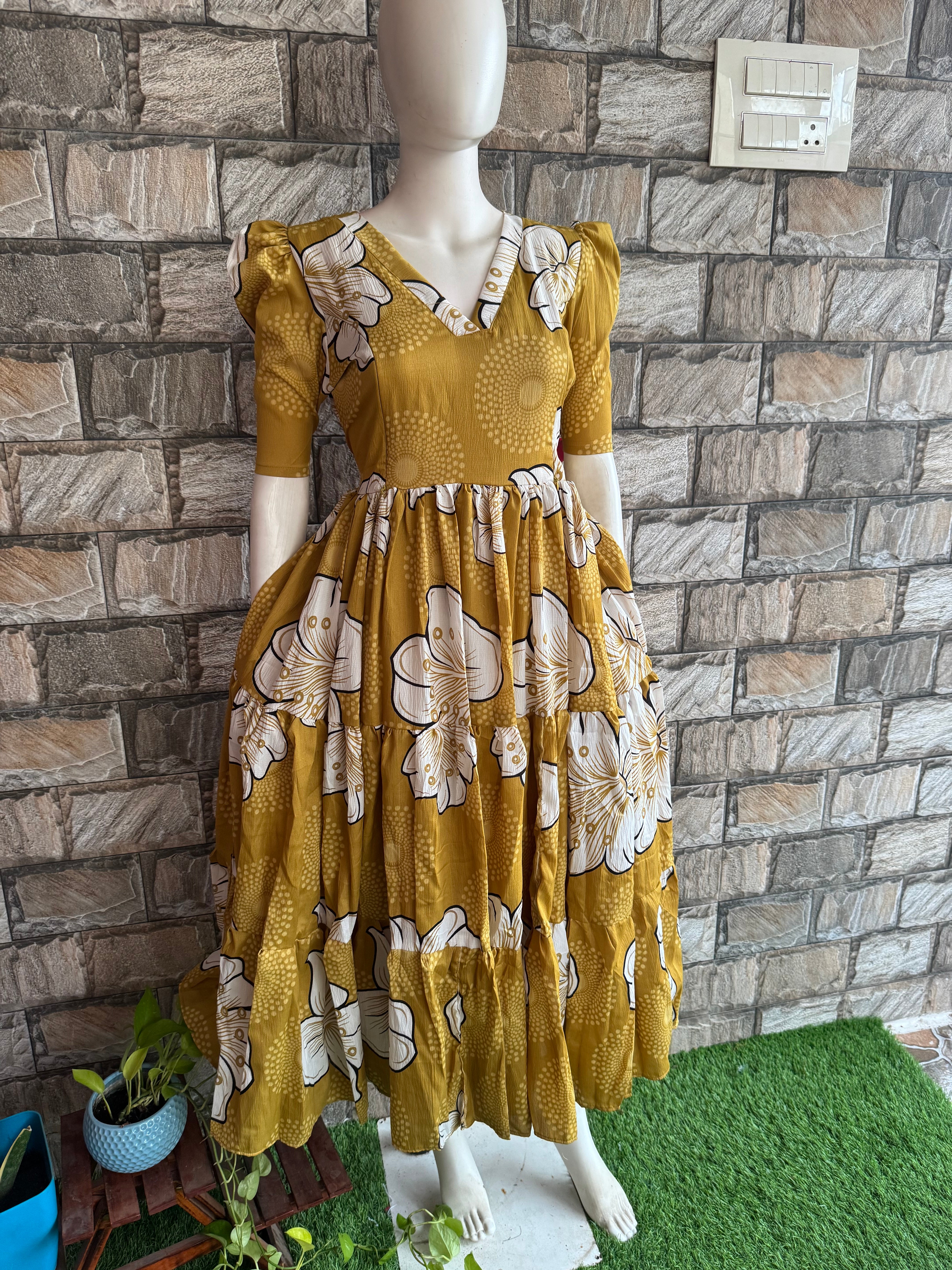 Delta Maternity maxi Mustard Floral