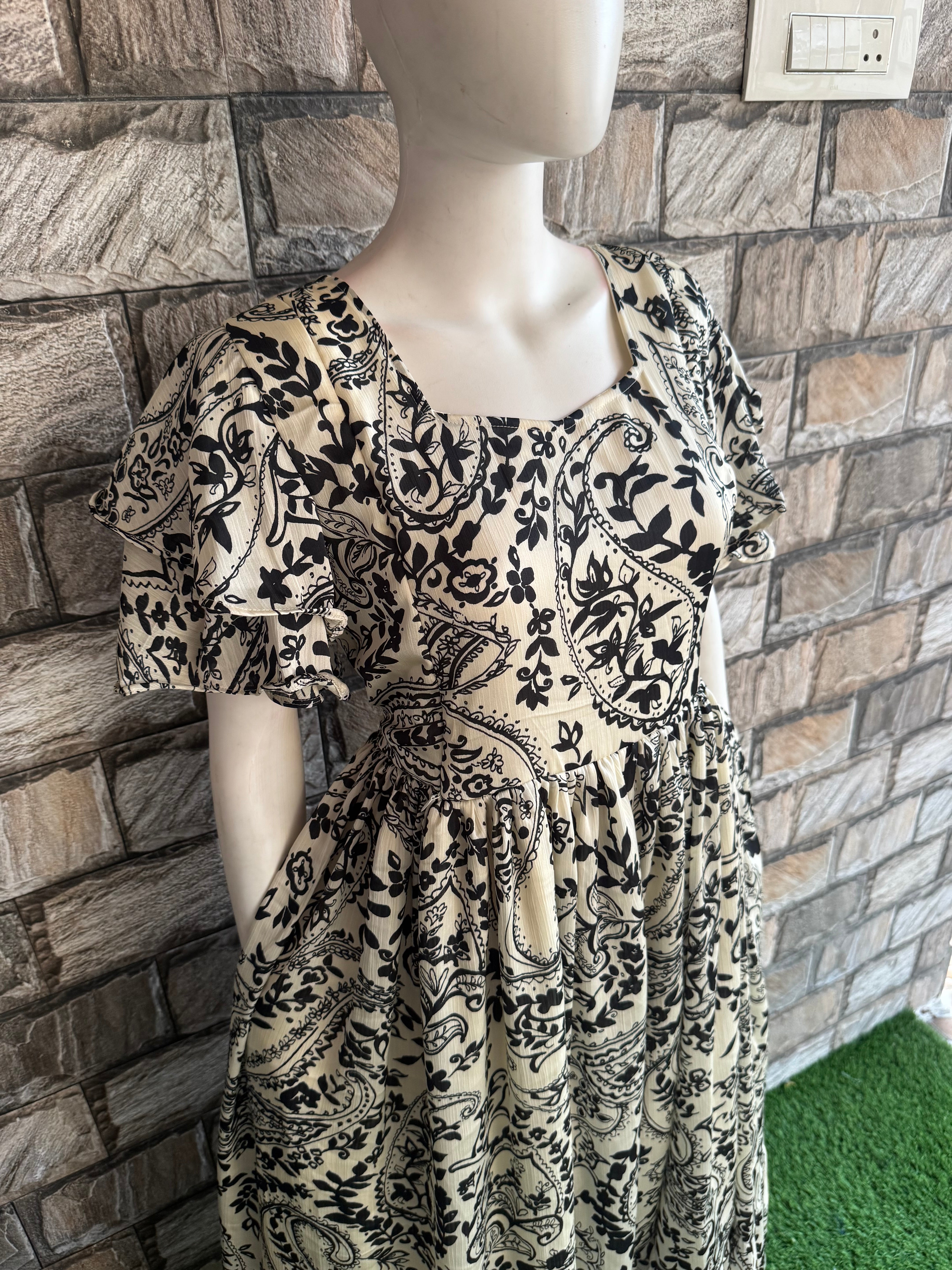 Kalamkari half white Delta Georgette Maternity Maxi