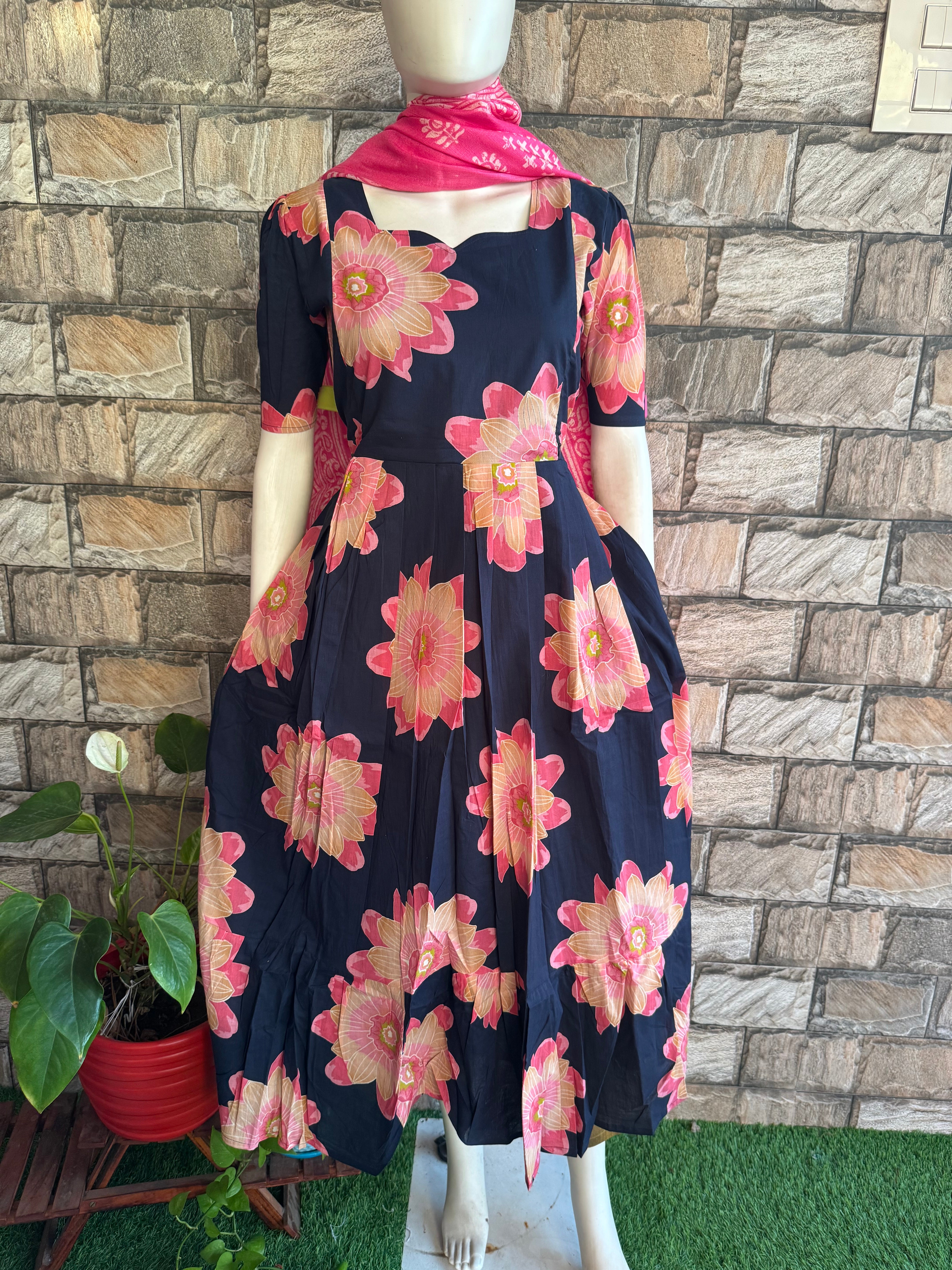 Navy soft cotton Maternity maxi Sunflower