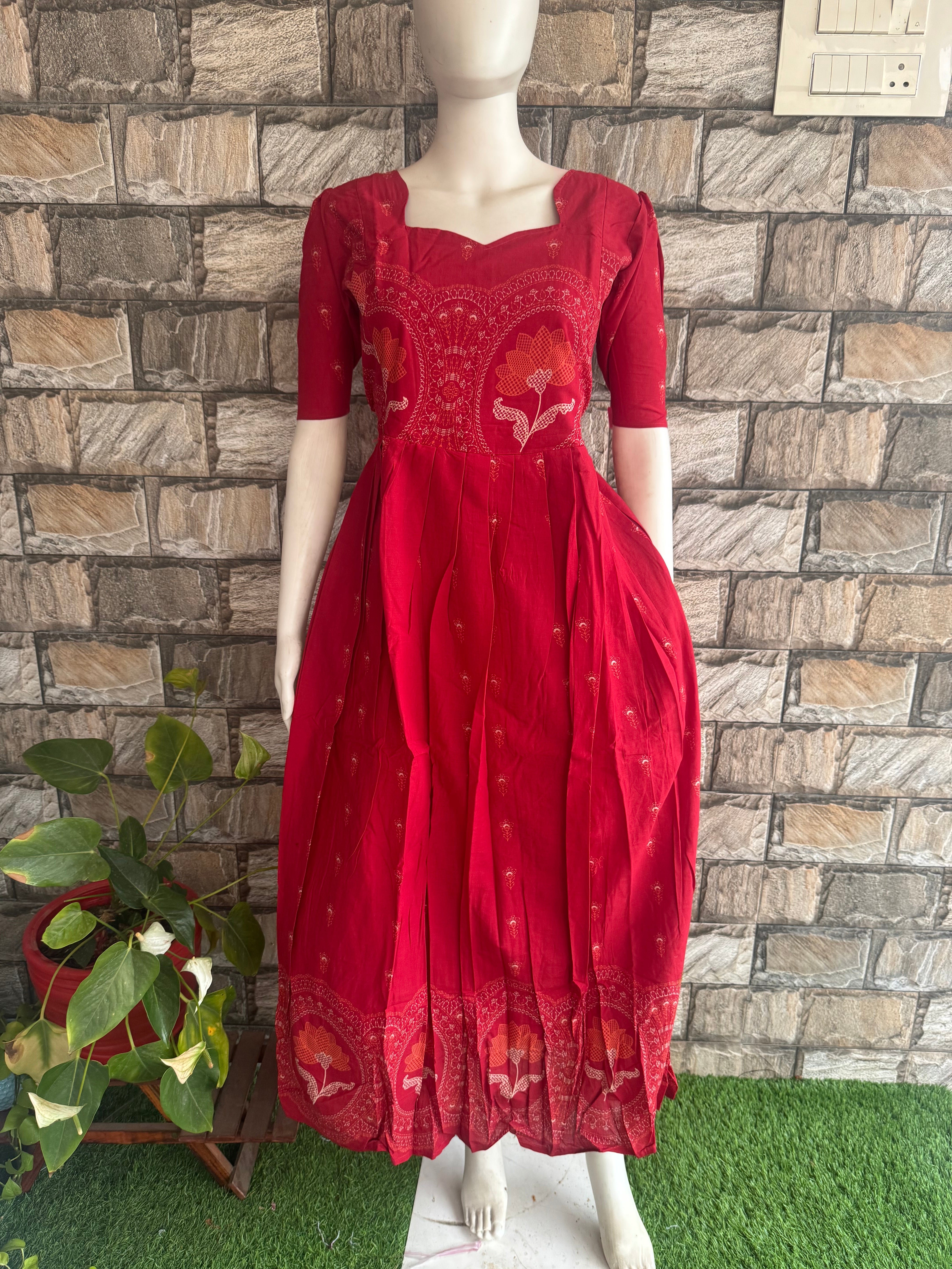 Soft cotton Maternity maxi - Kumkum