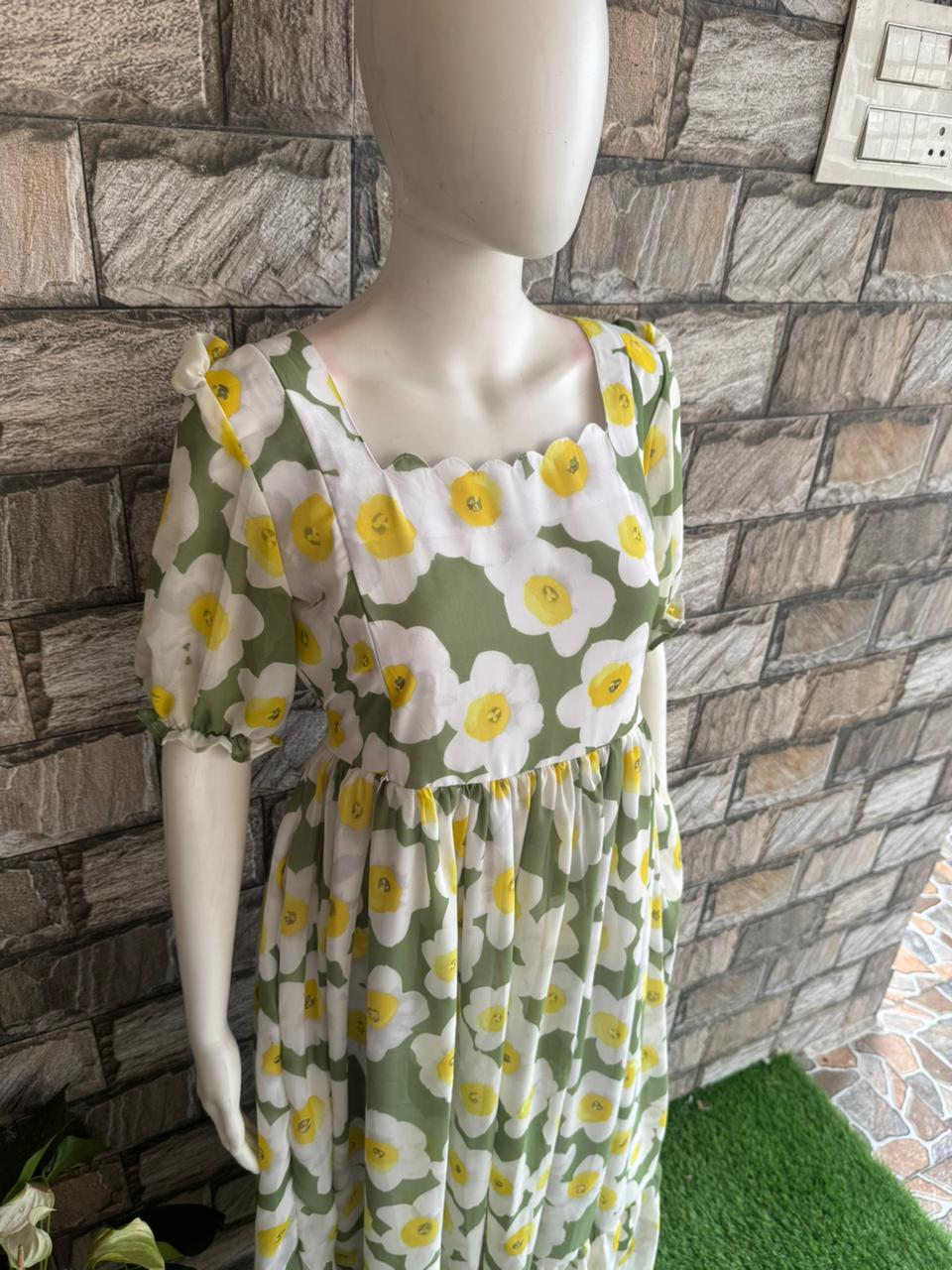 Light Mint Green Floral Georgette Maxi CF101