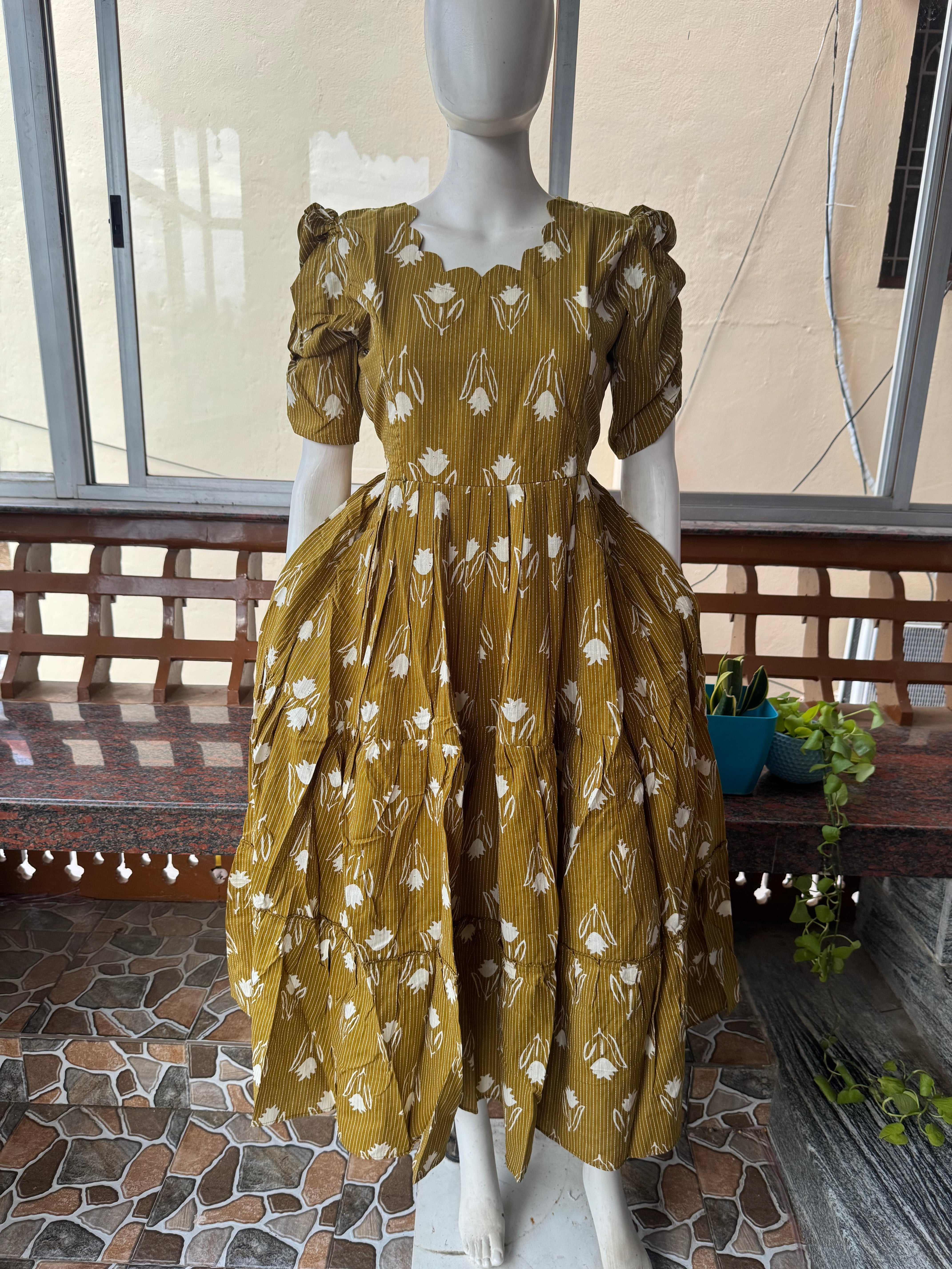 Soft kanta cotton Maternity Feeding  maxi - Olive yellow mix shade