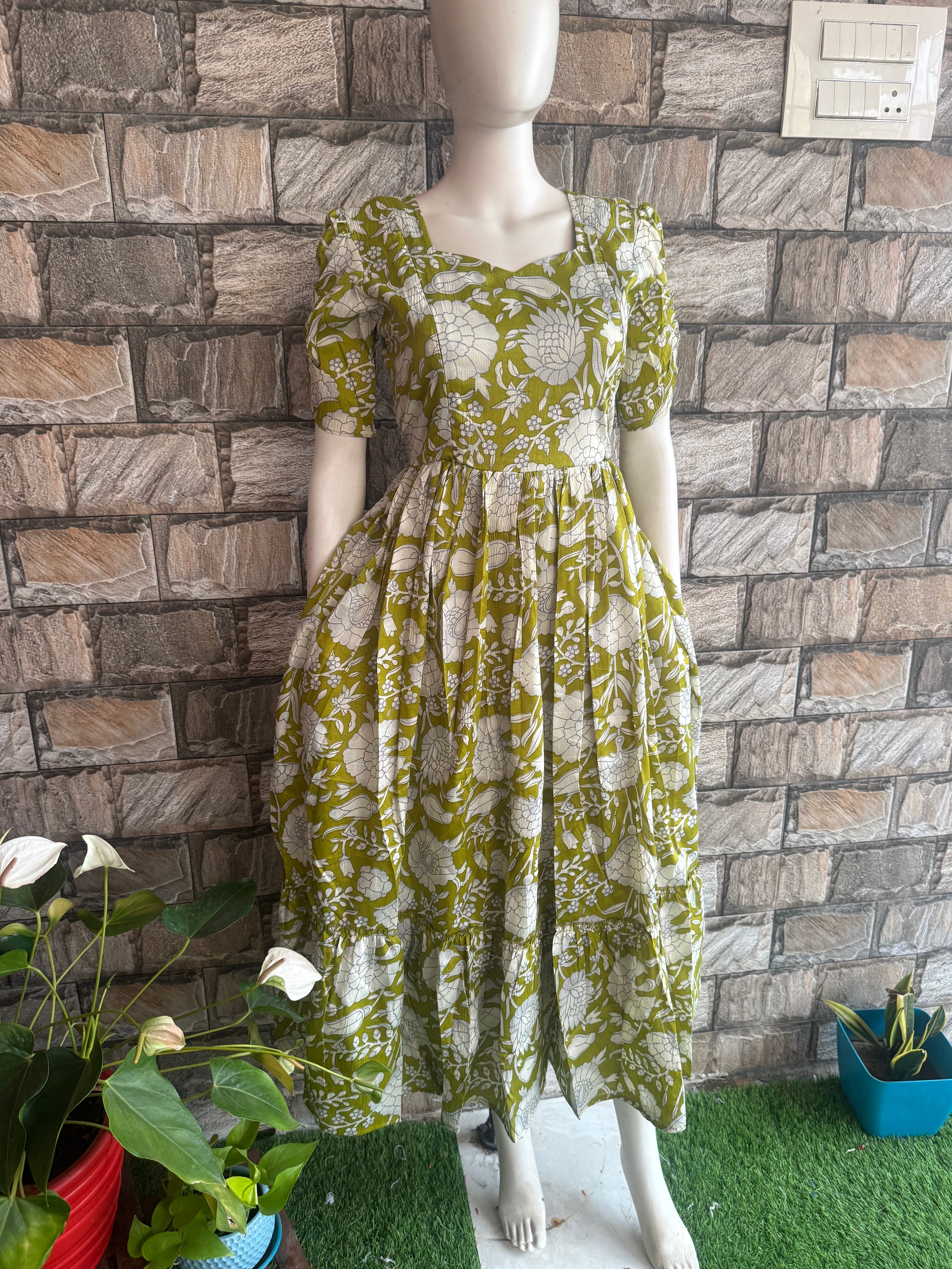 Delta crush Maternity maxi