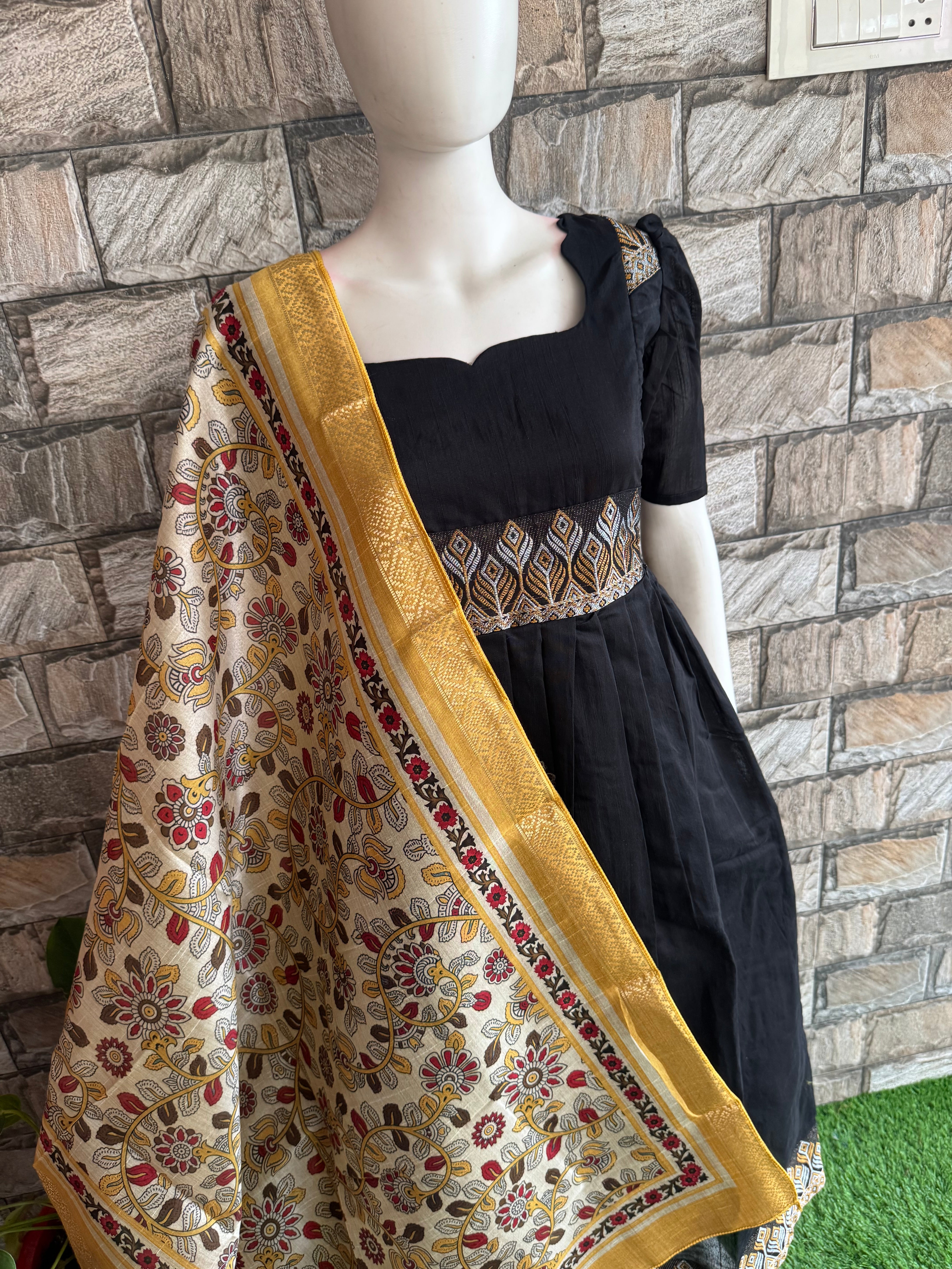 Silk based Dupatta Kalamkari