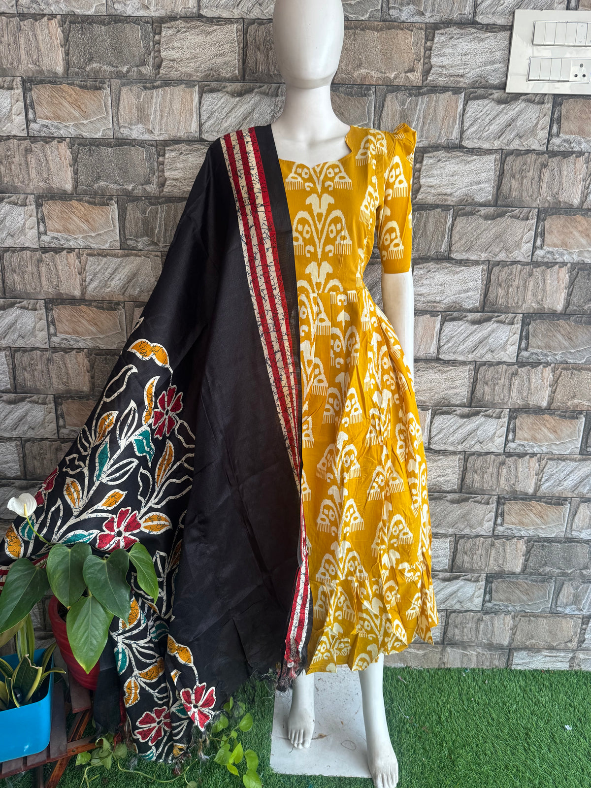 Soft cotton Maternity Feeding maxi with dupatta
