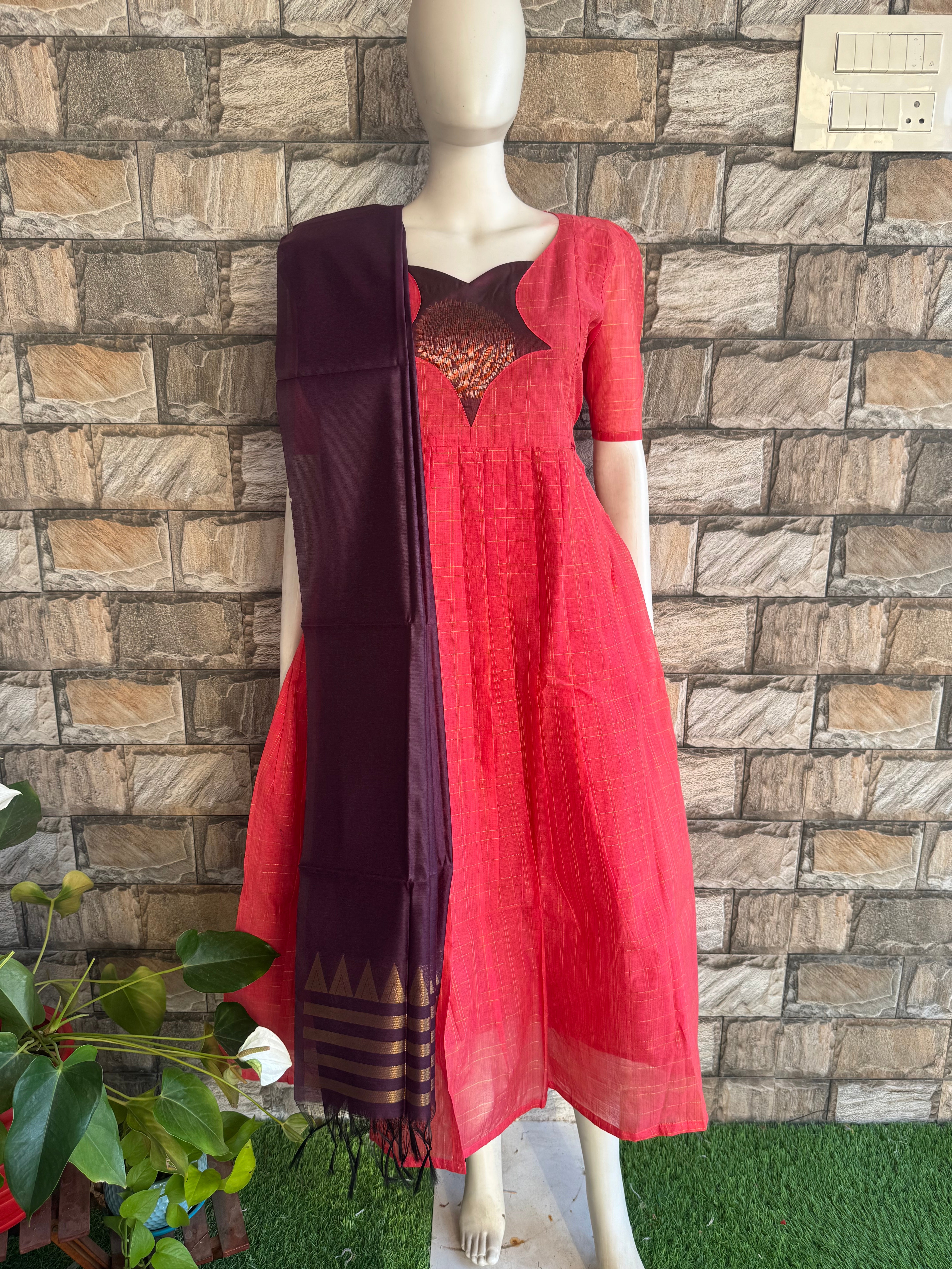 Pale plum cotton dupatta