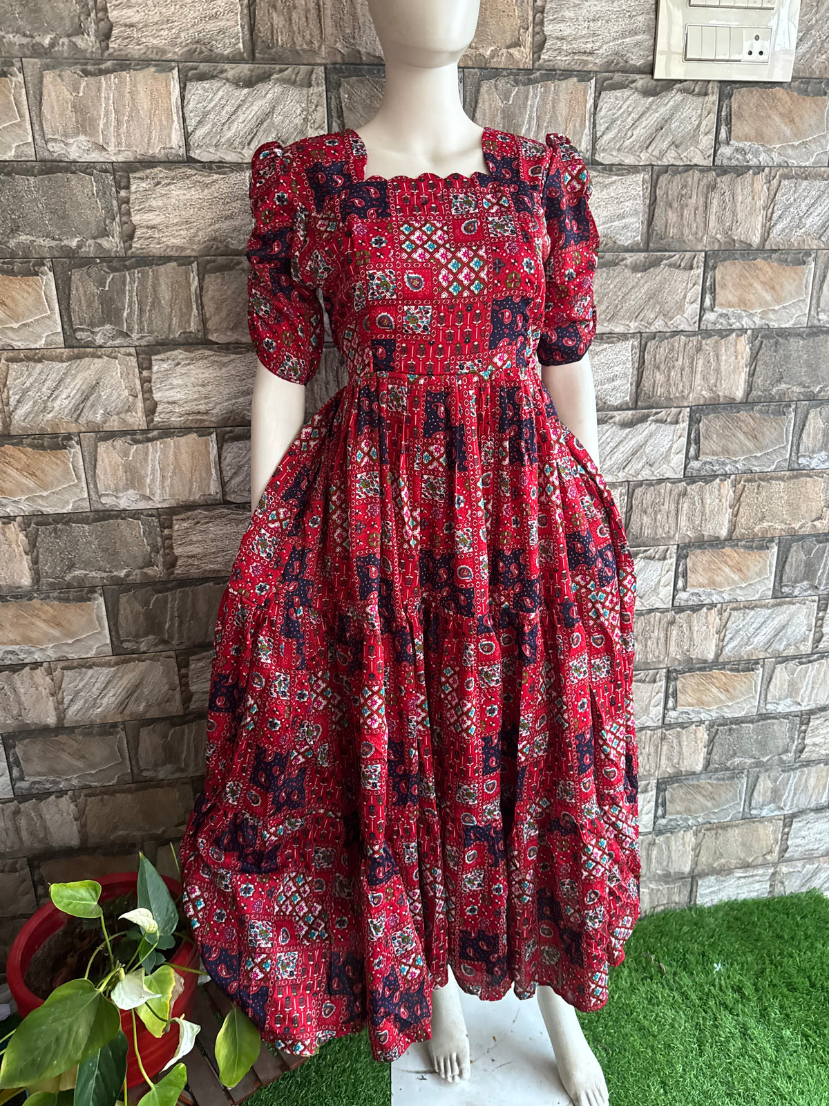 Delta crepe Maternity maxi Maroon