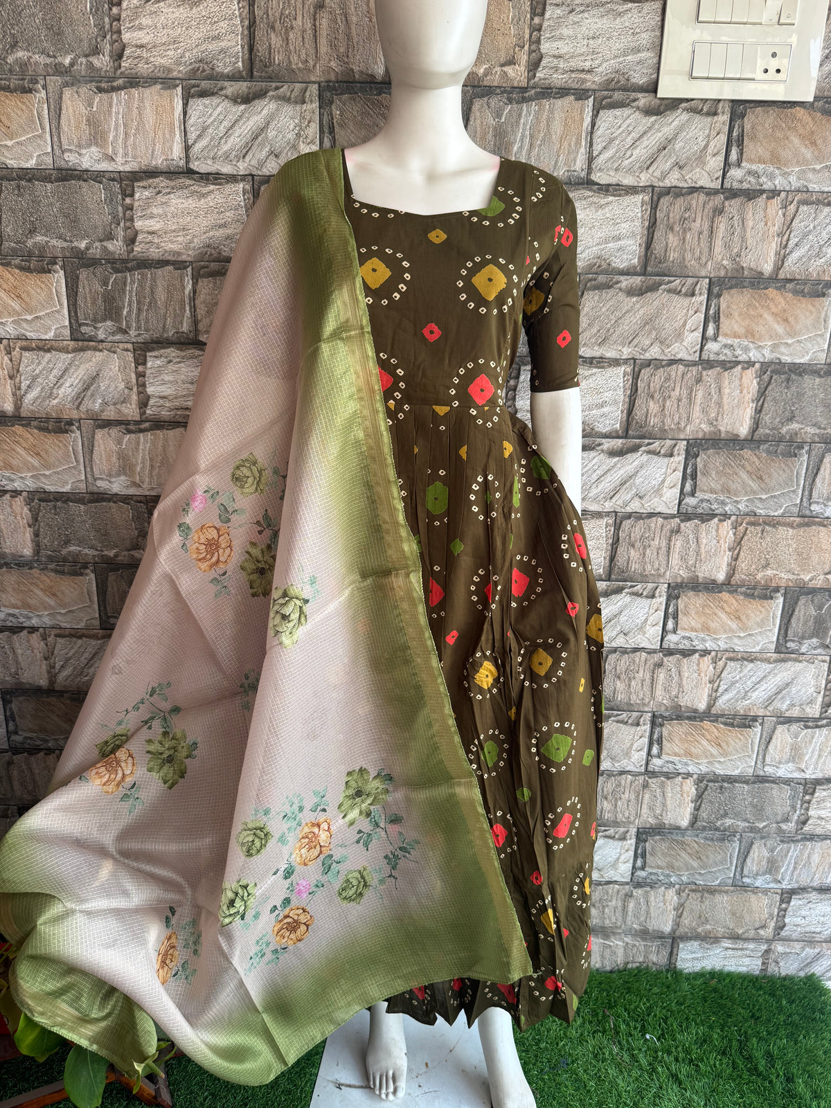 Soft cotton Maternity maxi with dupatta Olive