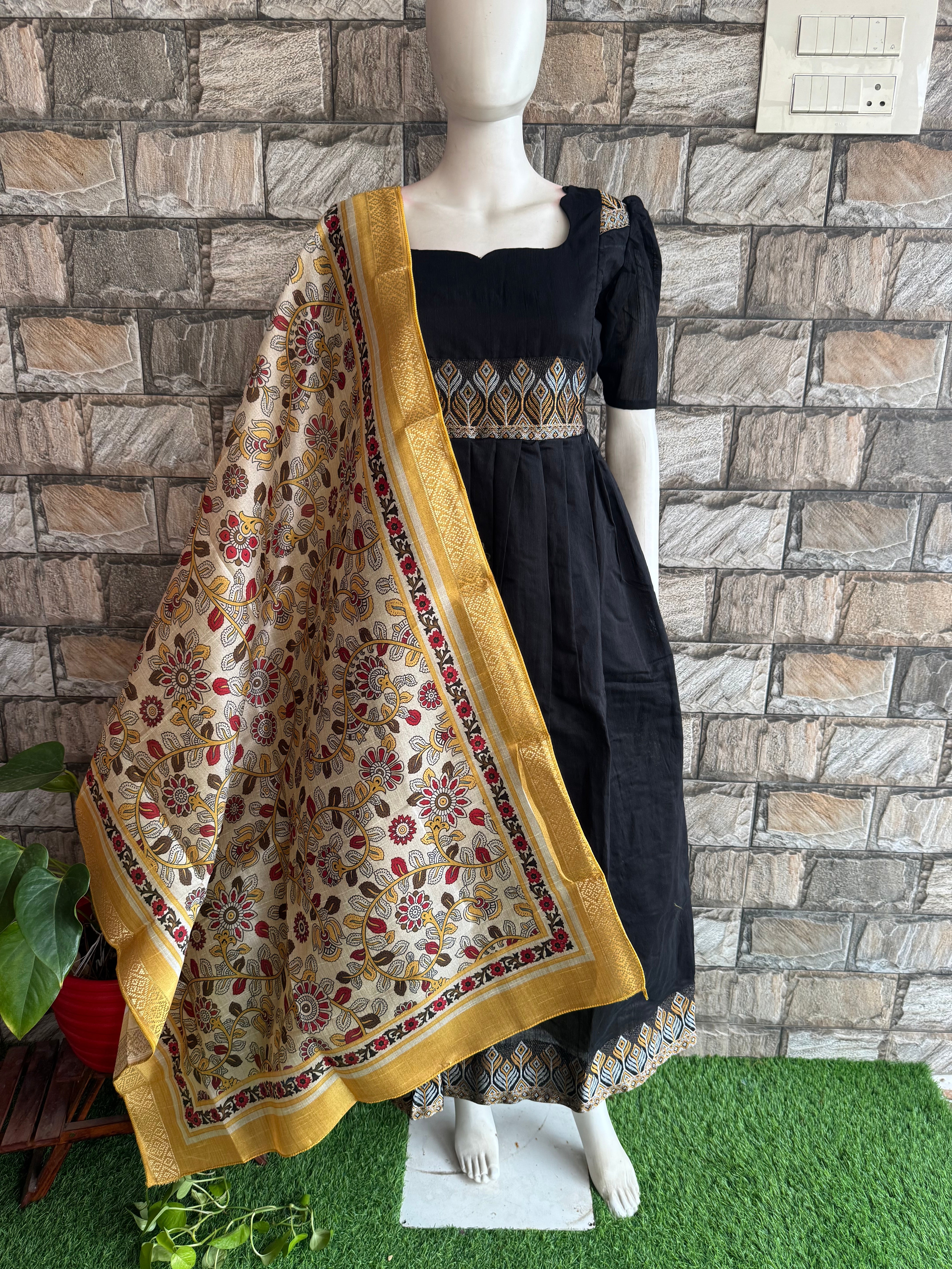 Silk based Dupatta Kalamkari