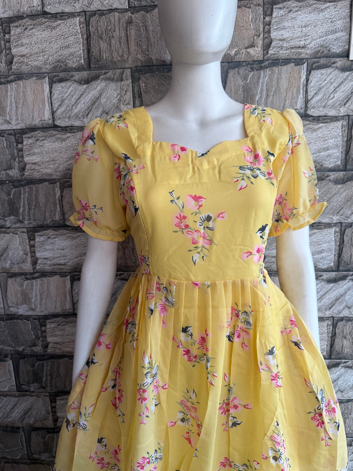 Georgette Maternity Feeding maxi  Lemon yellow