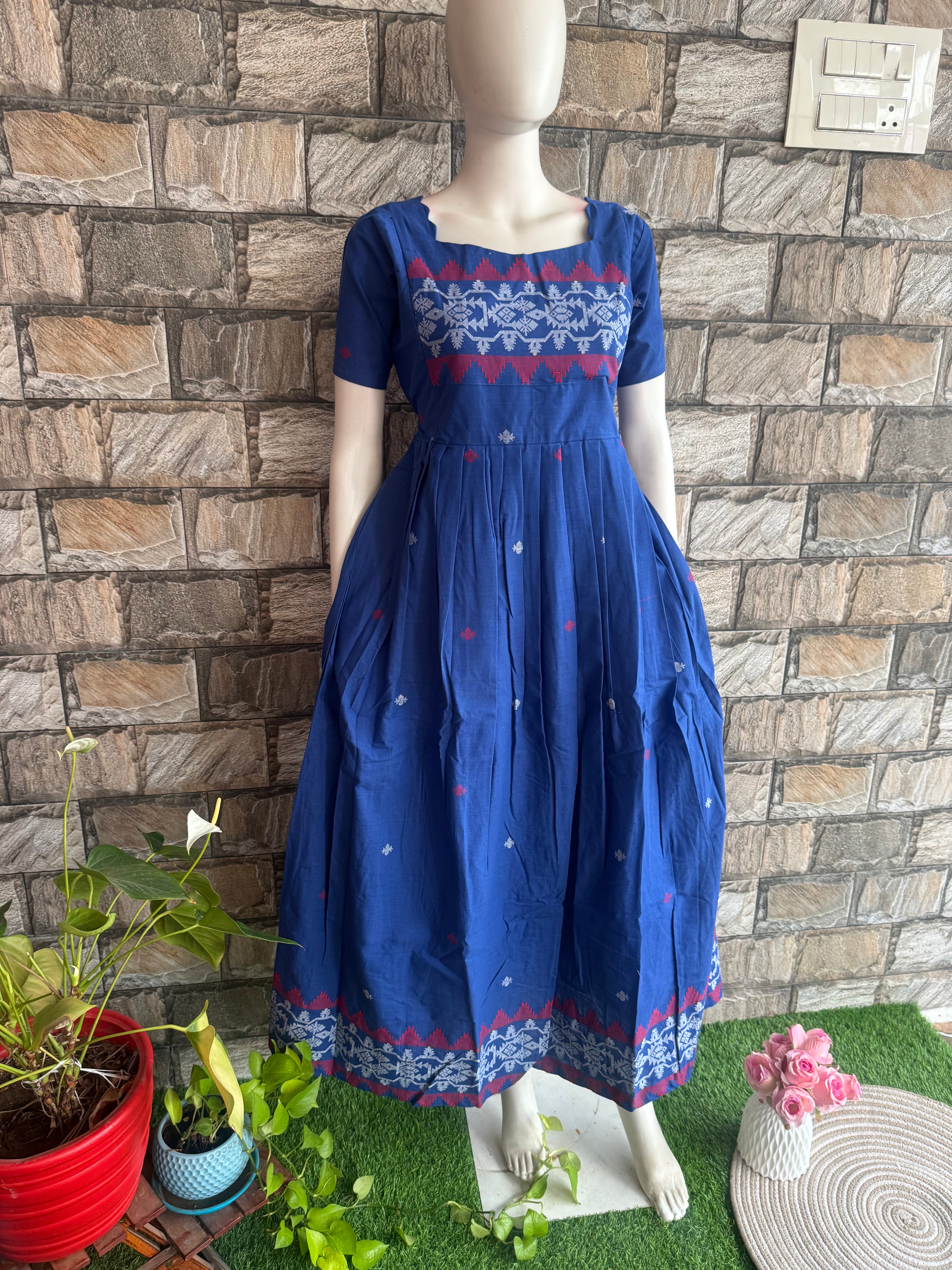 Maternity maxi Jamdhani cotton Best price pale Ujala shade