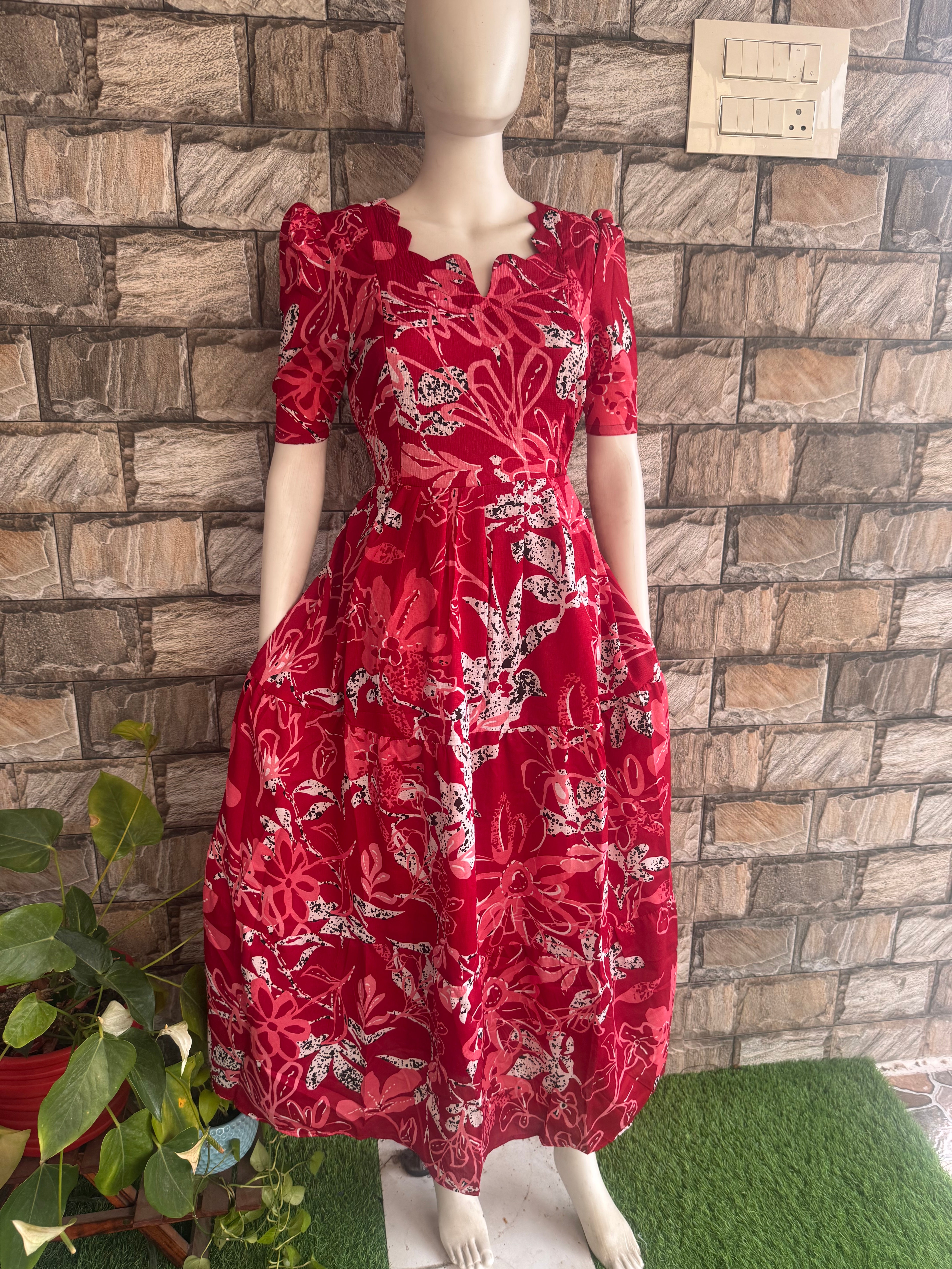 Delta Maternity Feeding maxi  Maroon shade