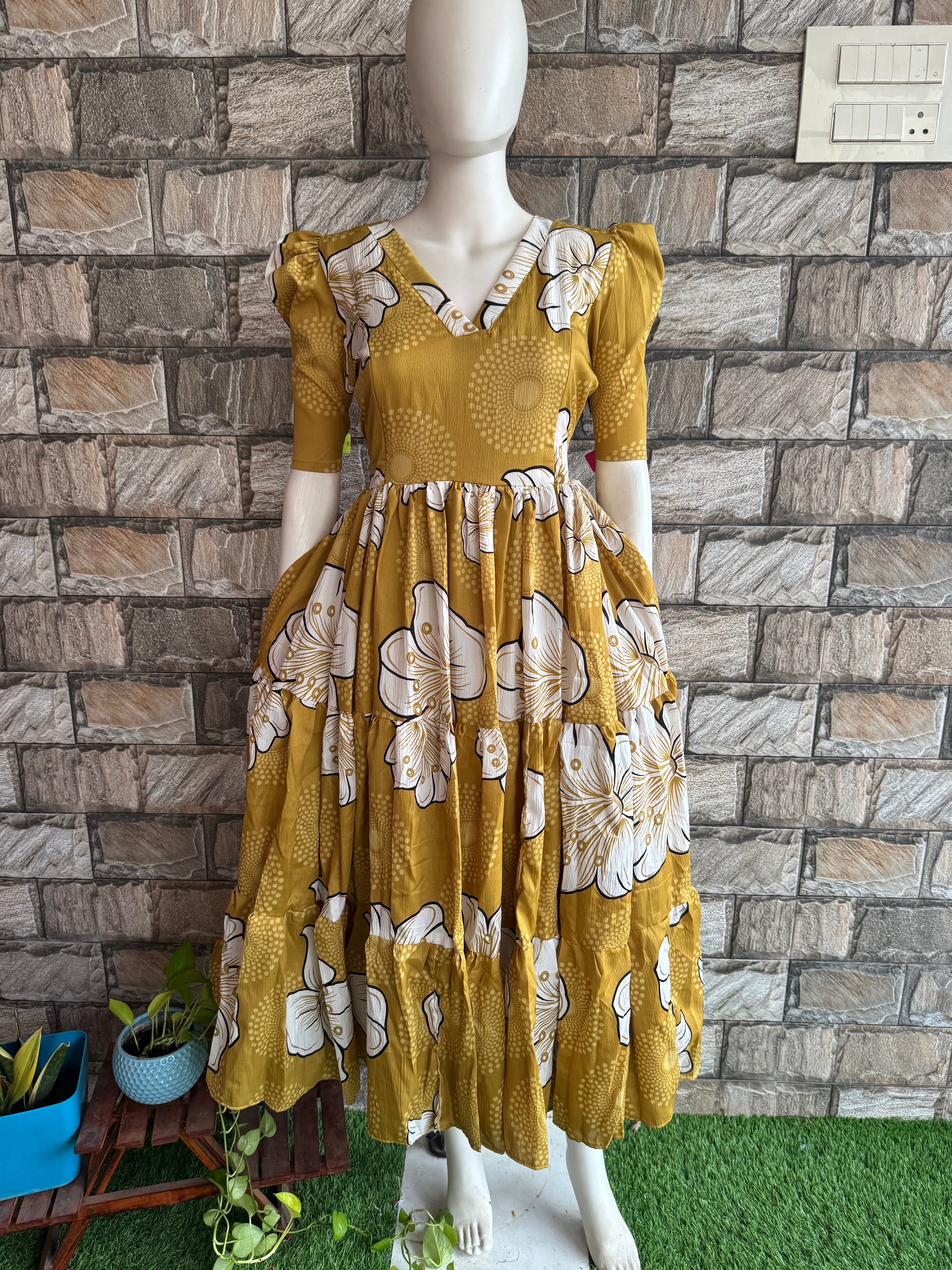 Delta Maternity maxi Mustard Floral