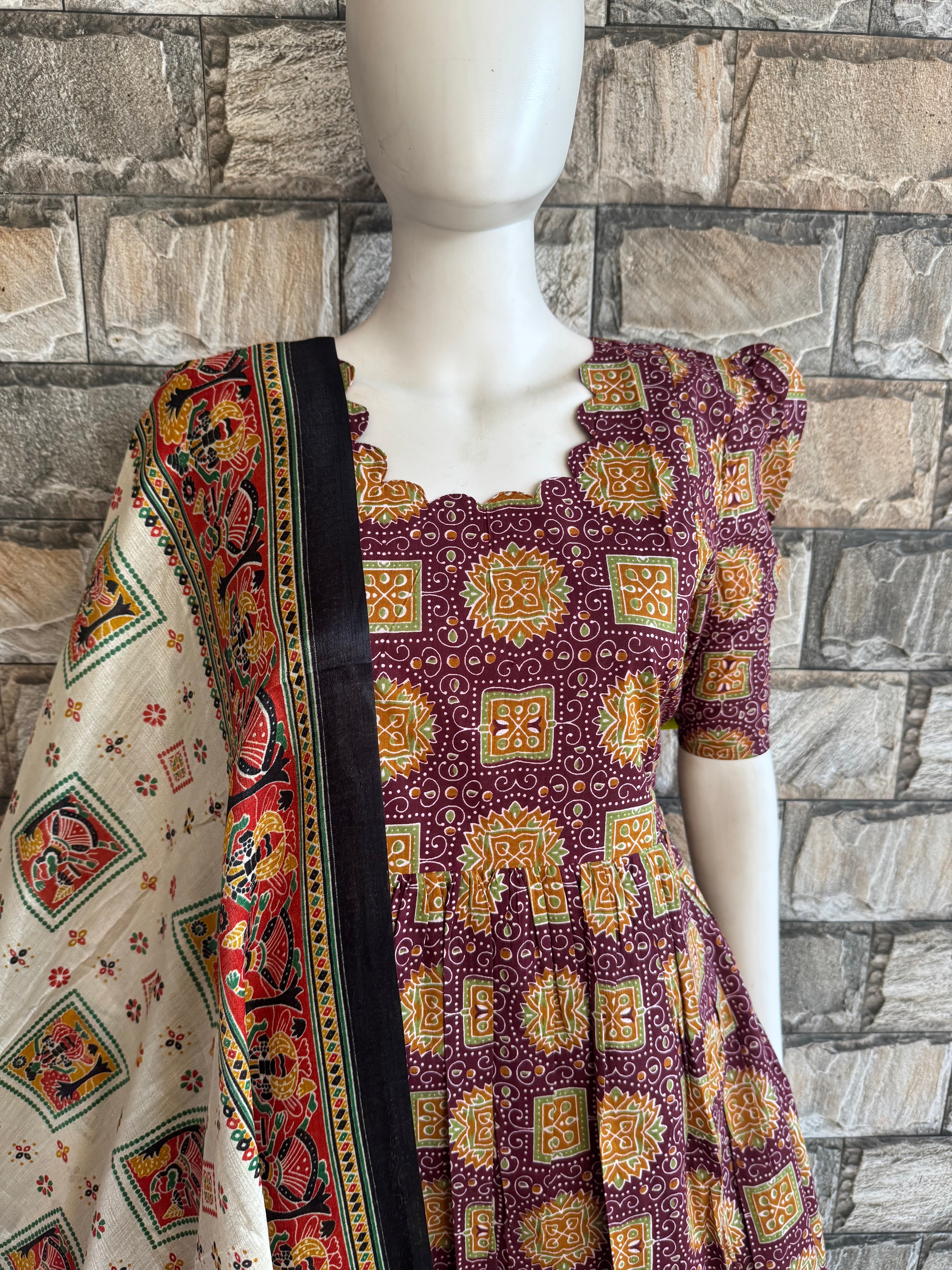 Sandal multi colour dupatta