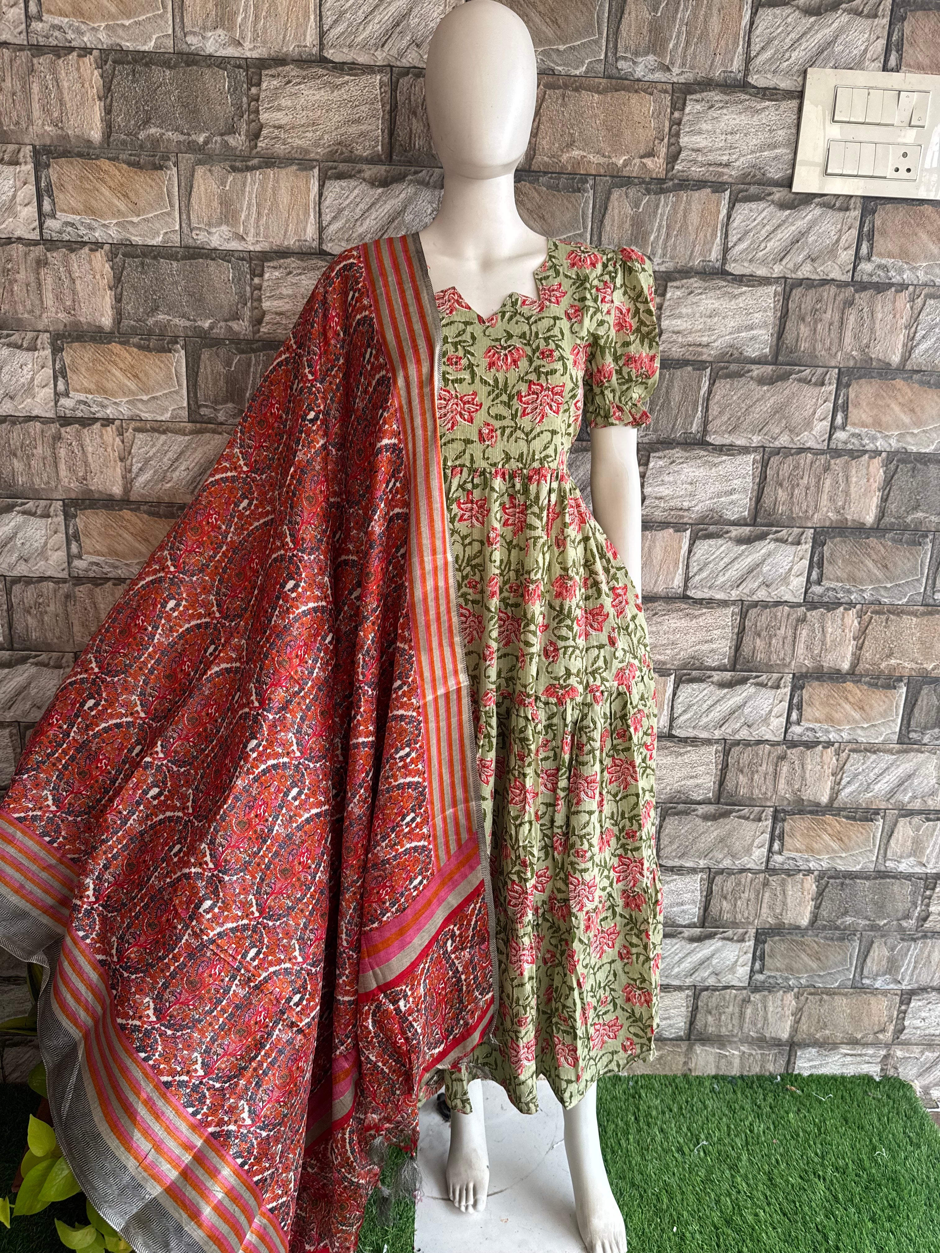 Green pink flower cotton maxi