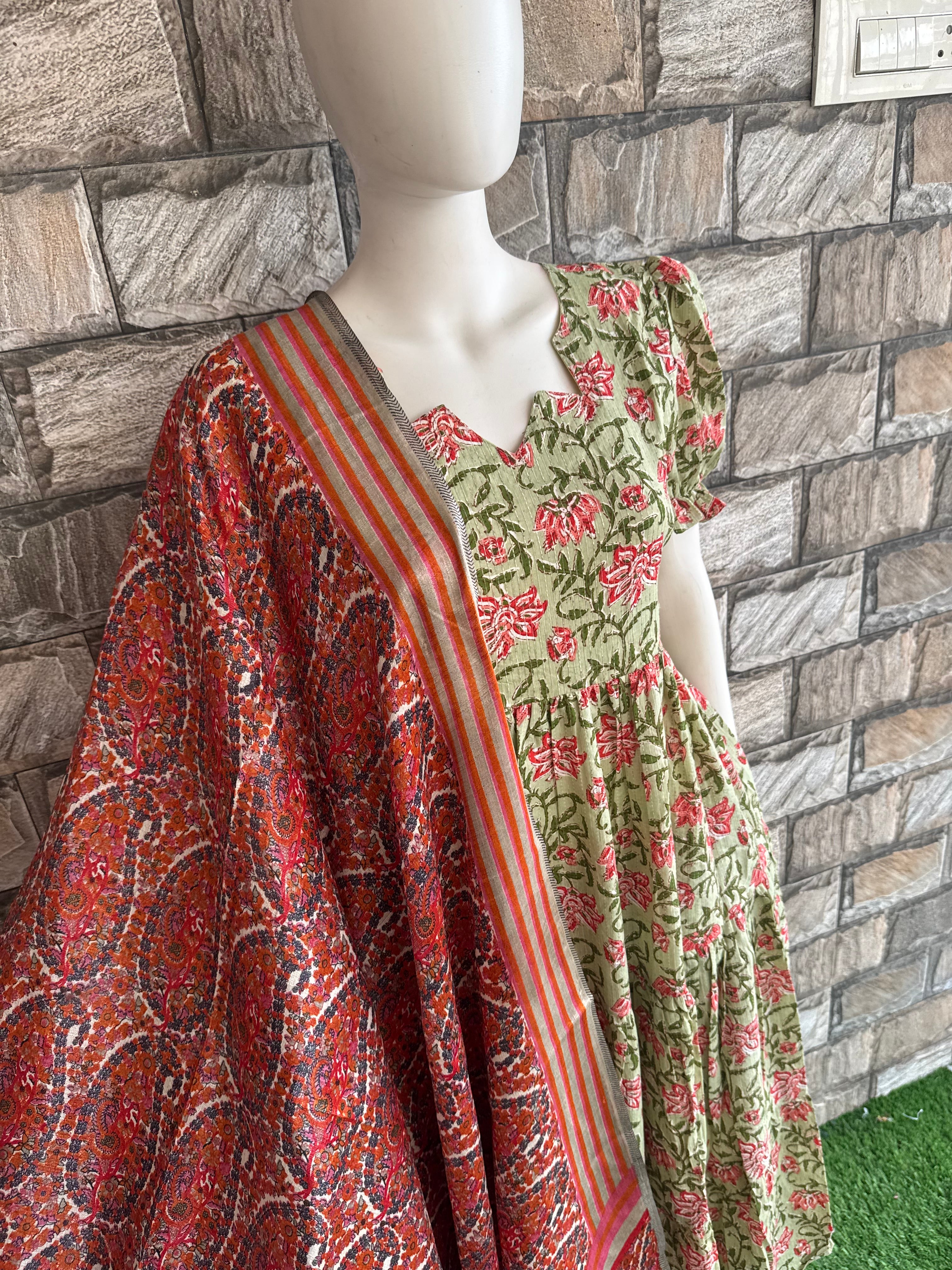 Green pink flower cotton maxi