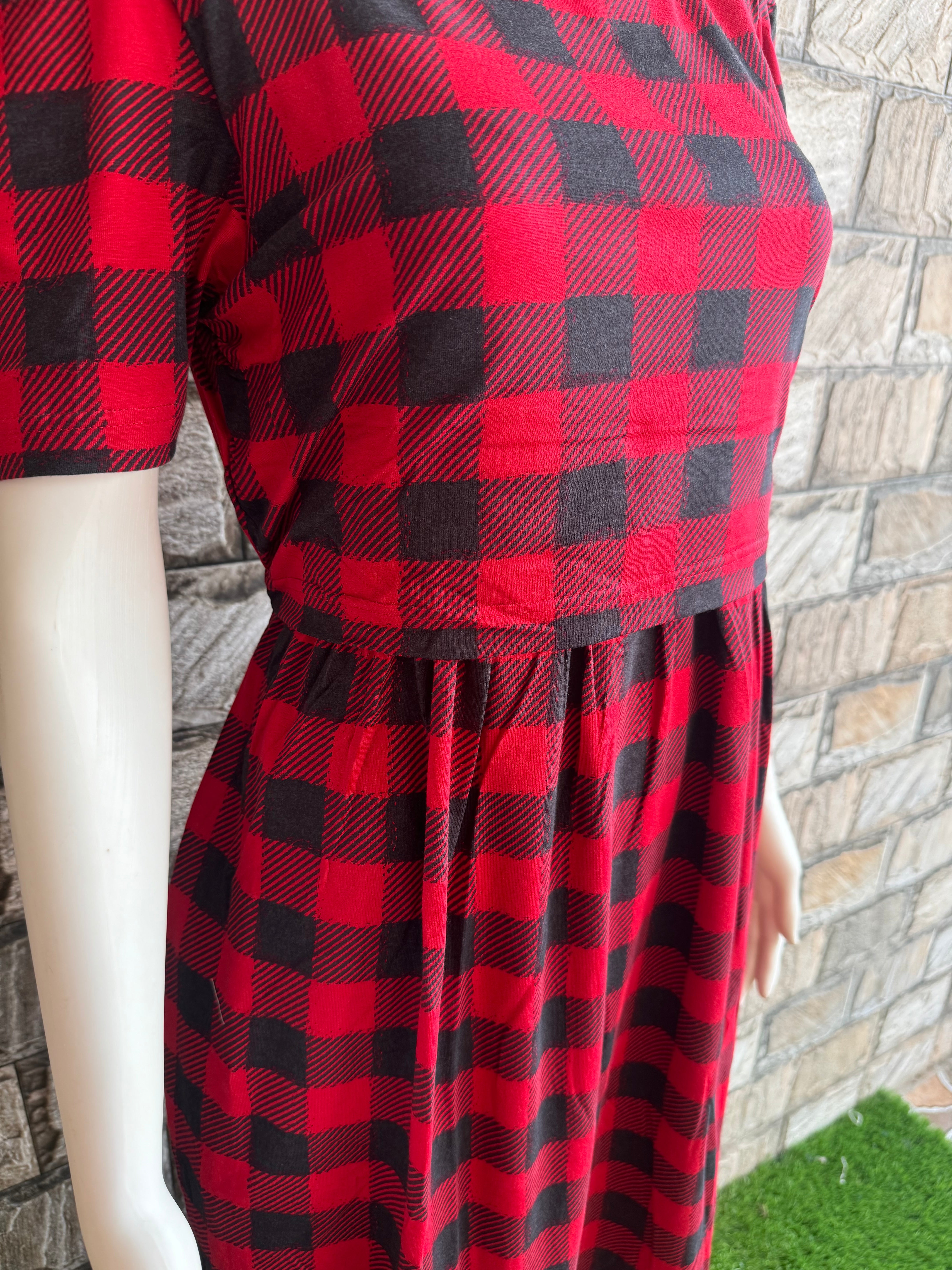 Red & black checked pull-up
