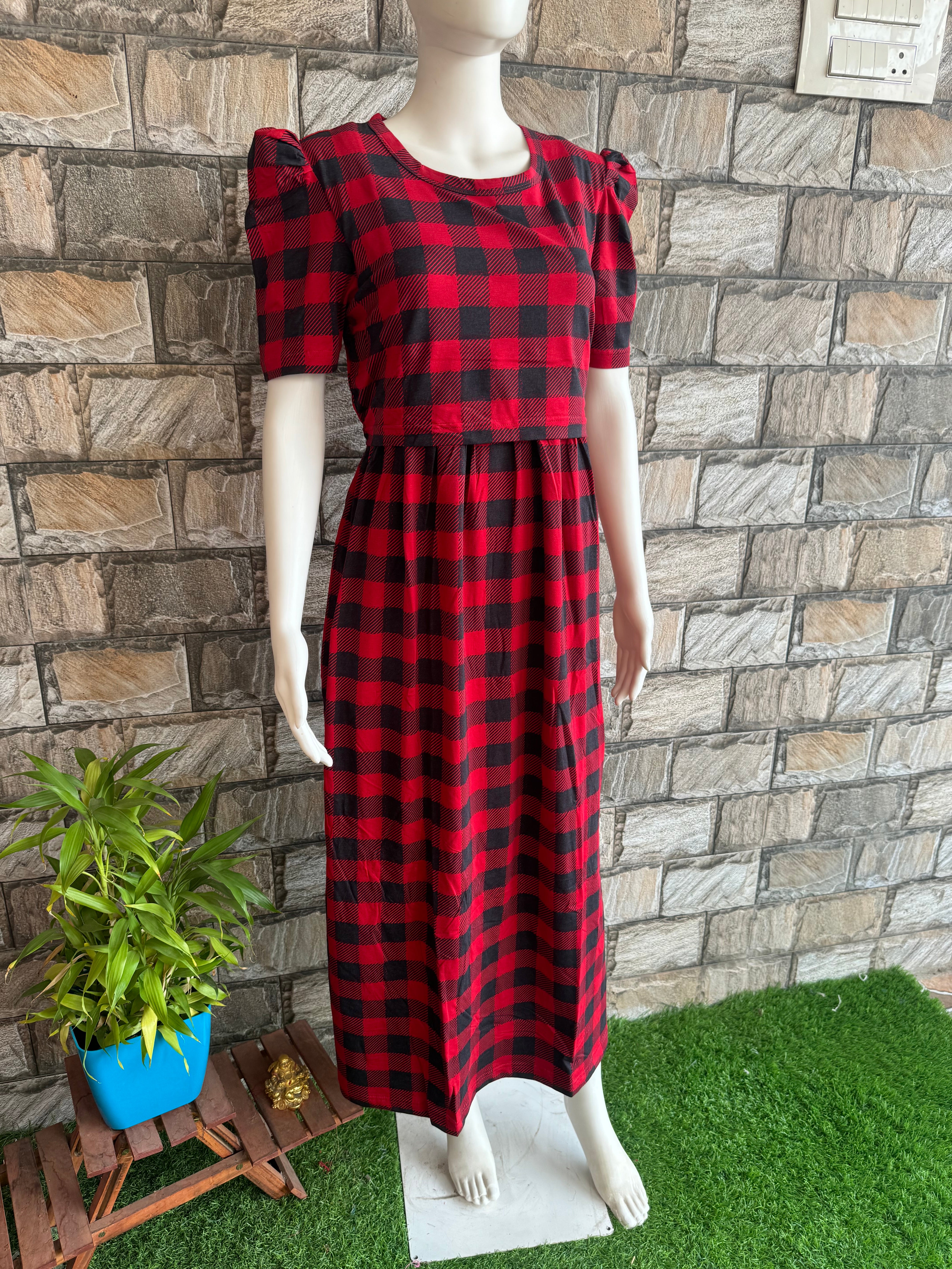 Red & black checked pull-up