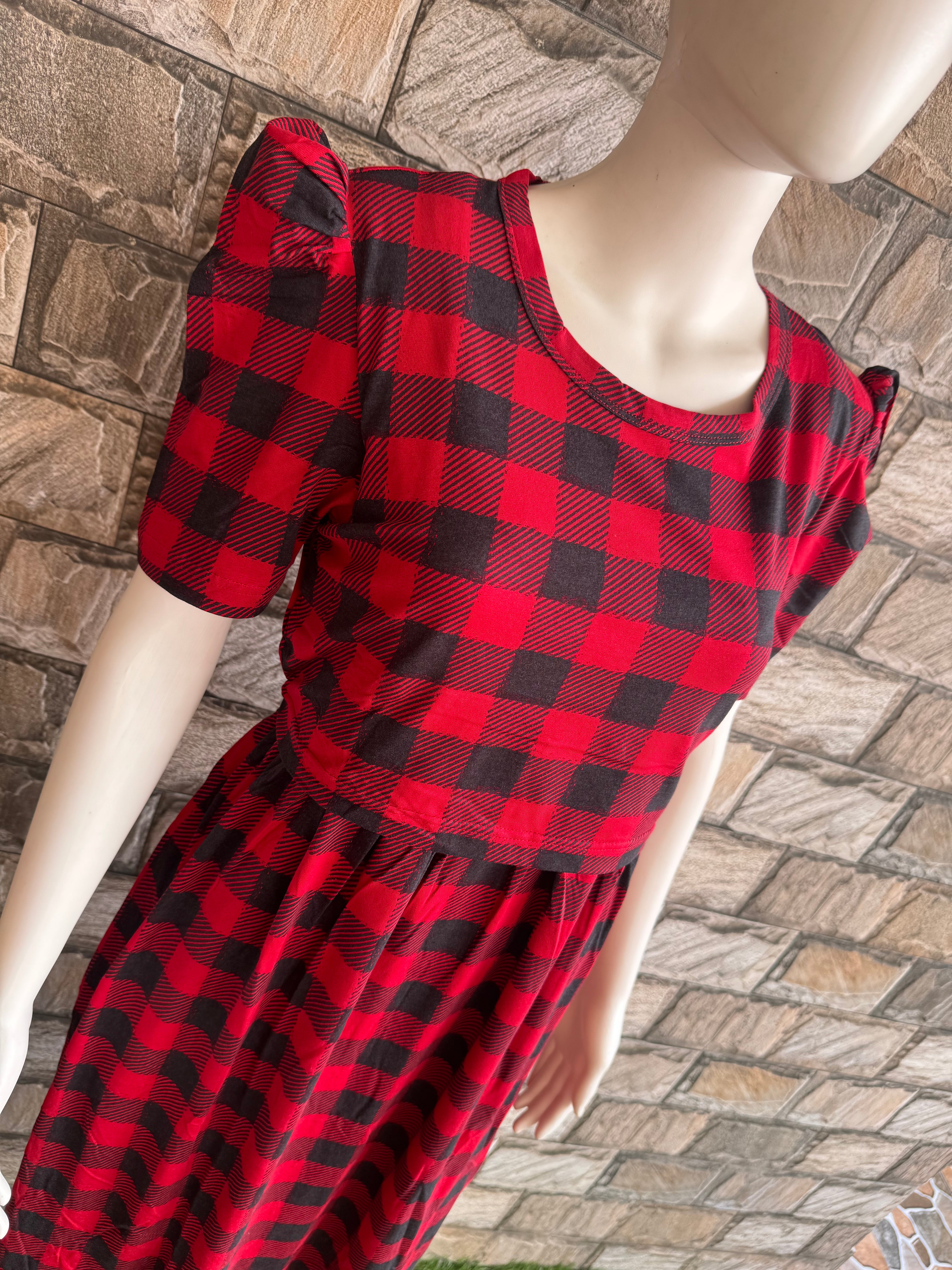 Red & black checked pull-up