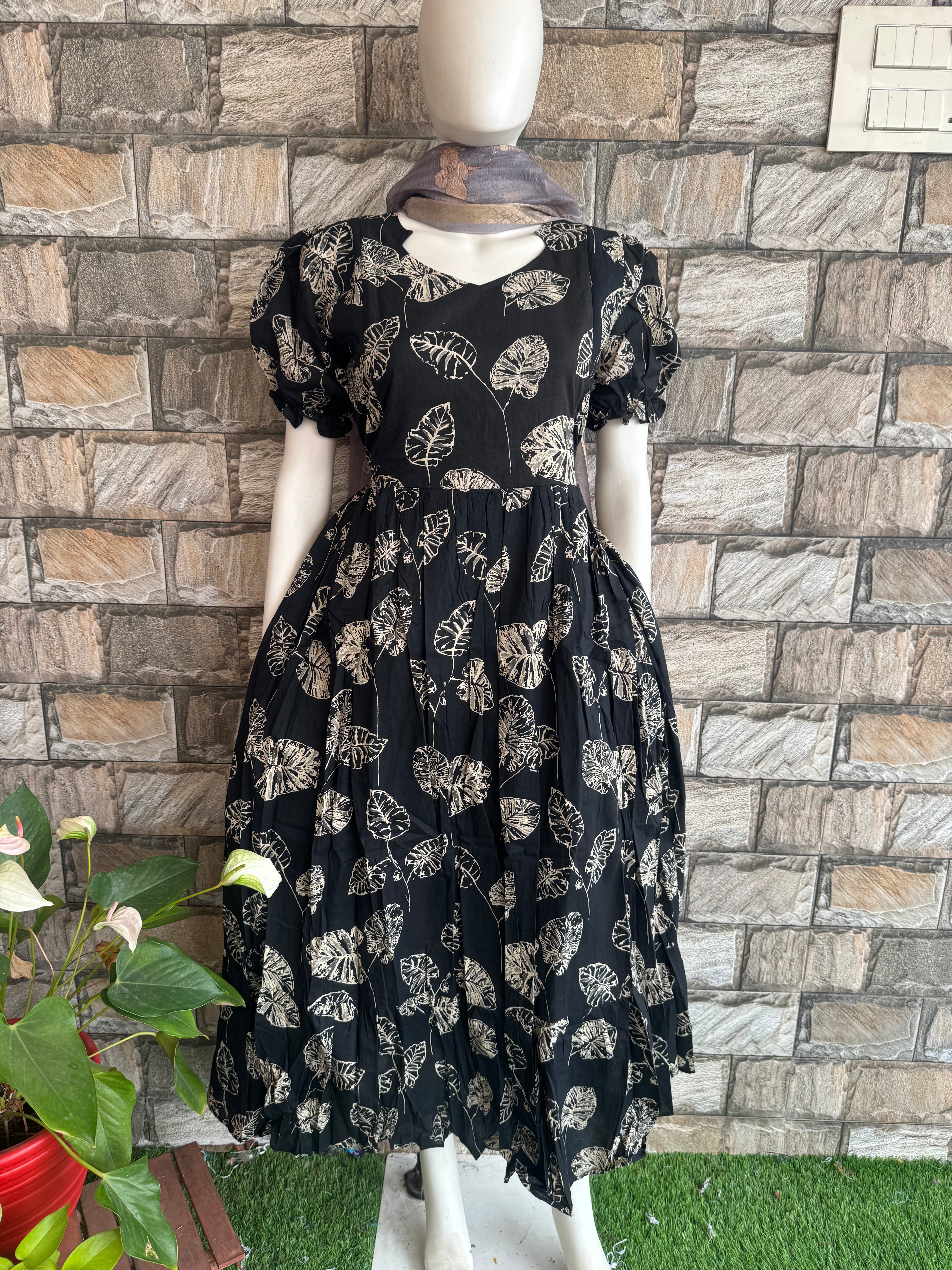 Maternity Feeding Black leaf Maxi CF156