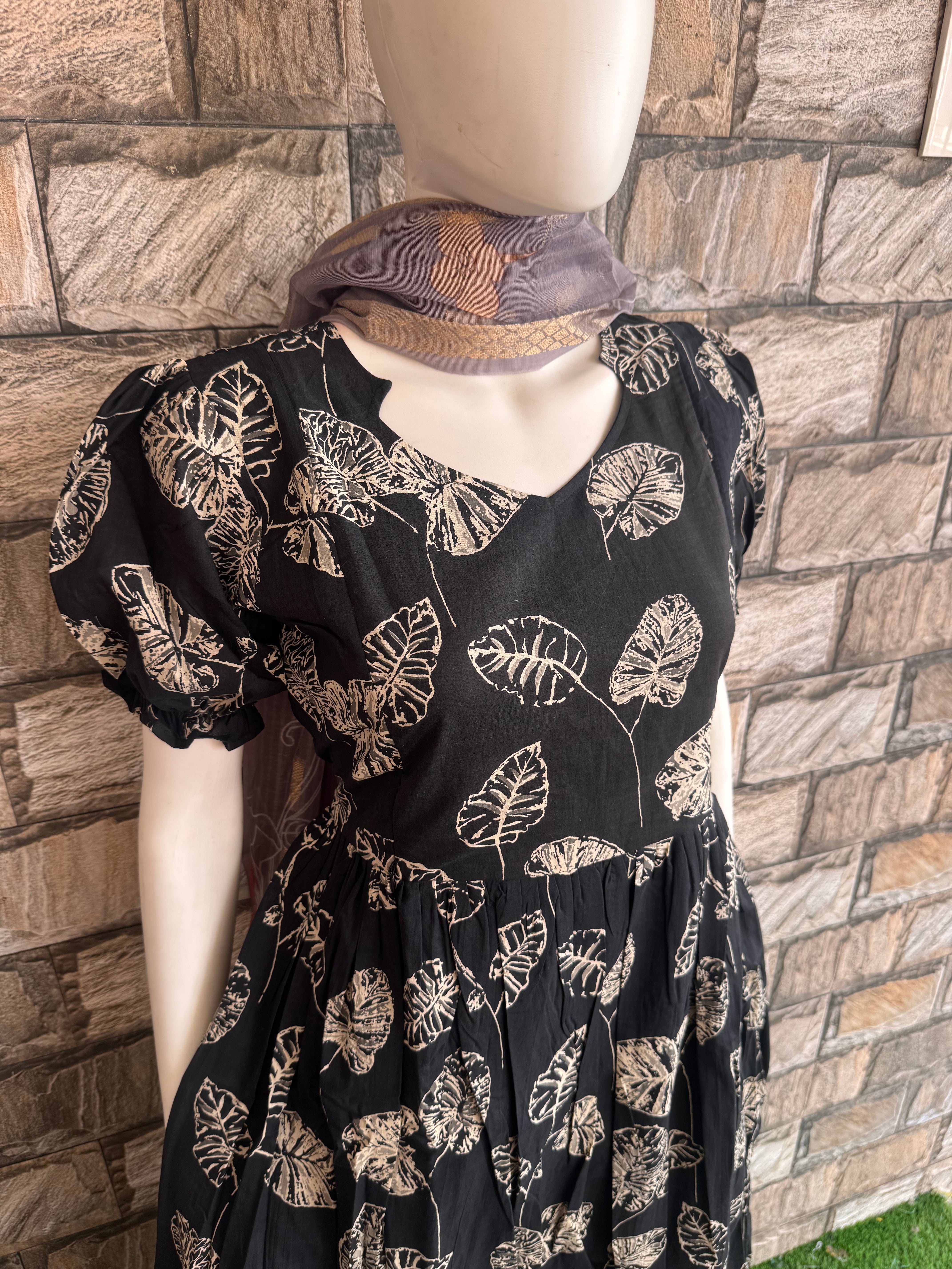 Maternity Feeding Black leaf Maxi CF156