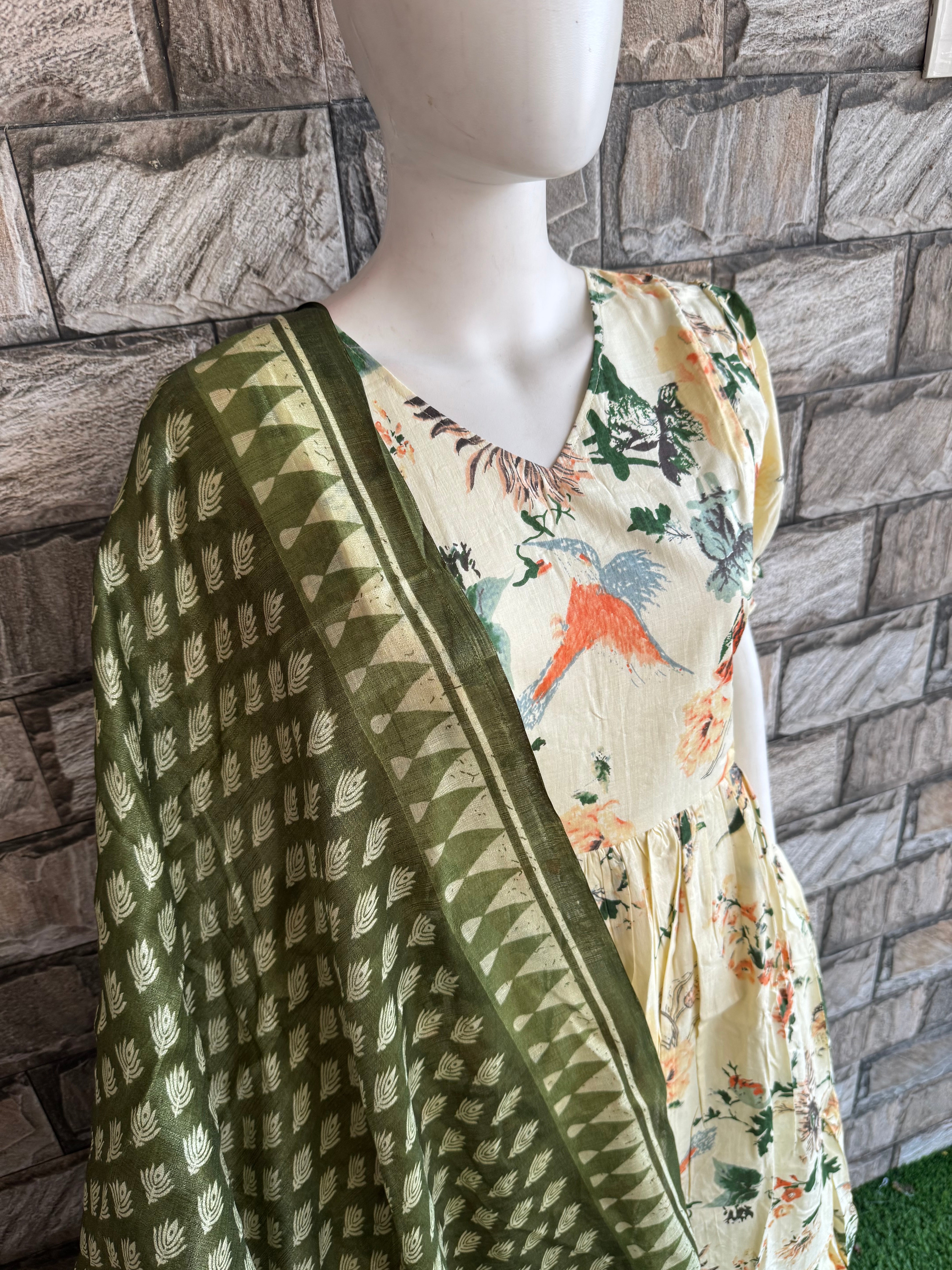 Green poly Khadhi Dupatta CF157