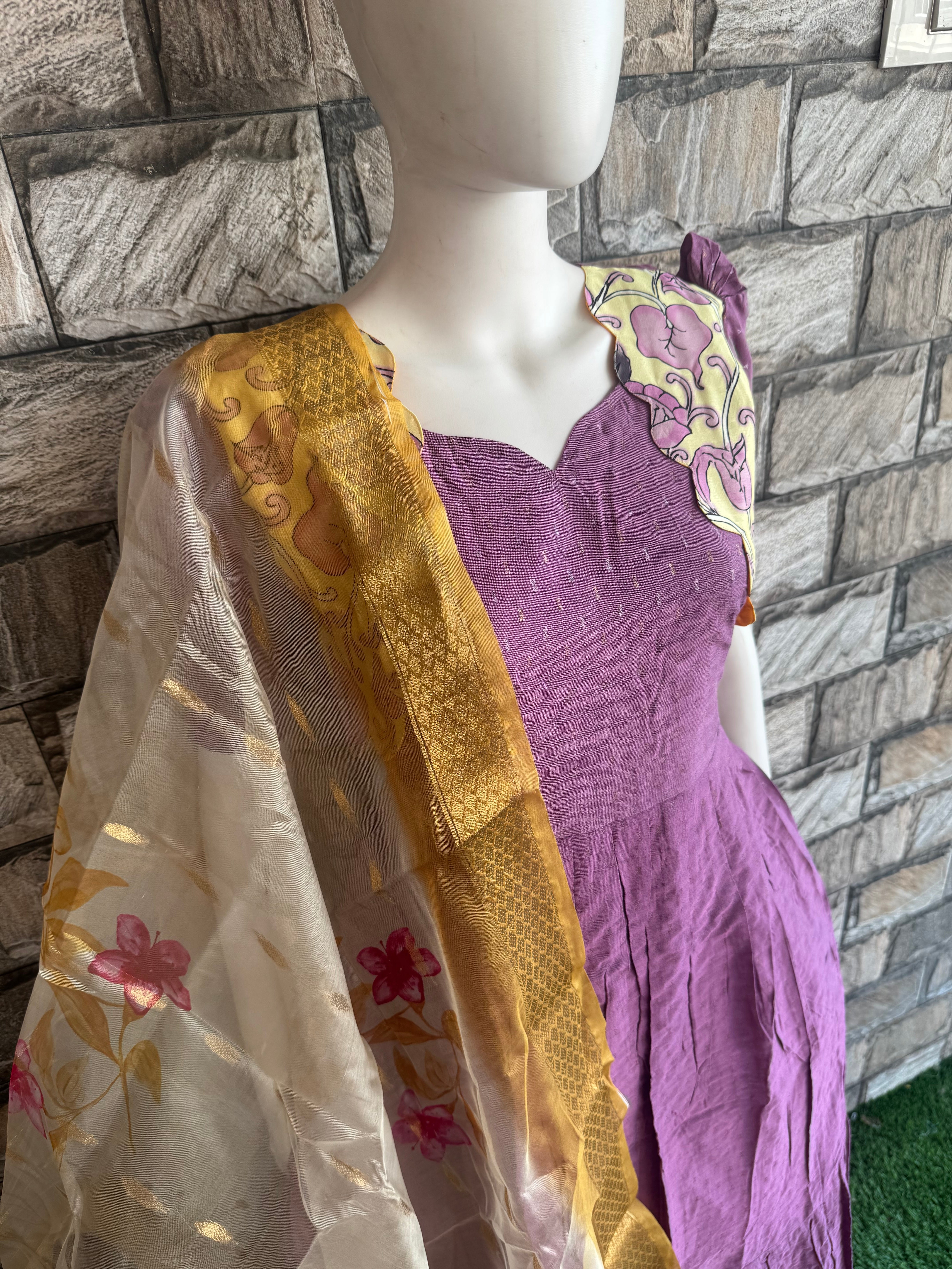 Organza Yellow dupatta with zari border CF159