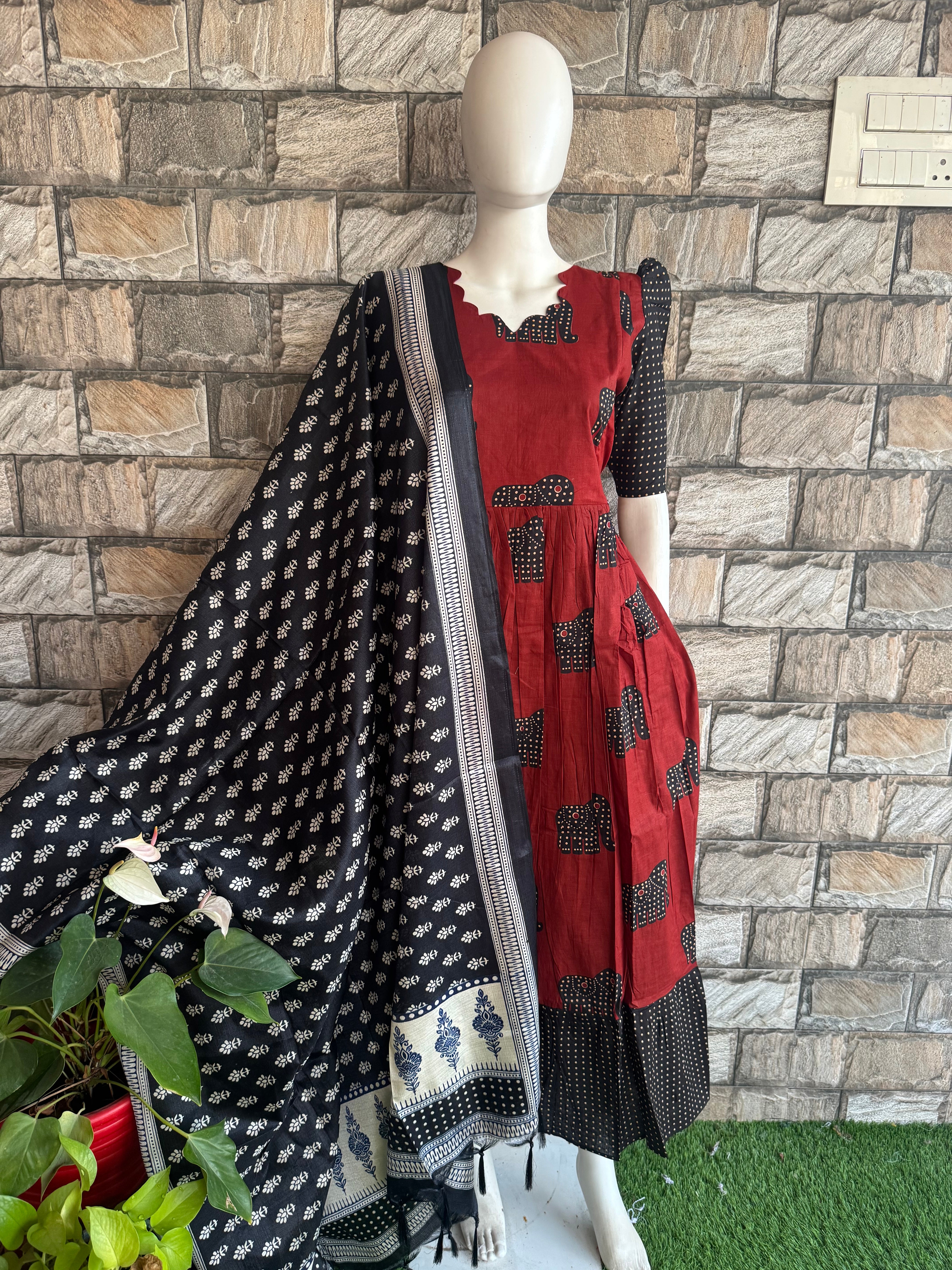 Black Khadhi dupatta CF161