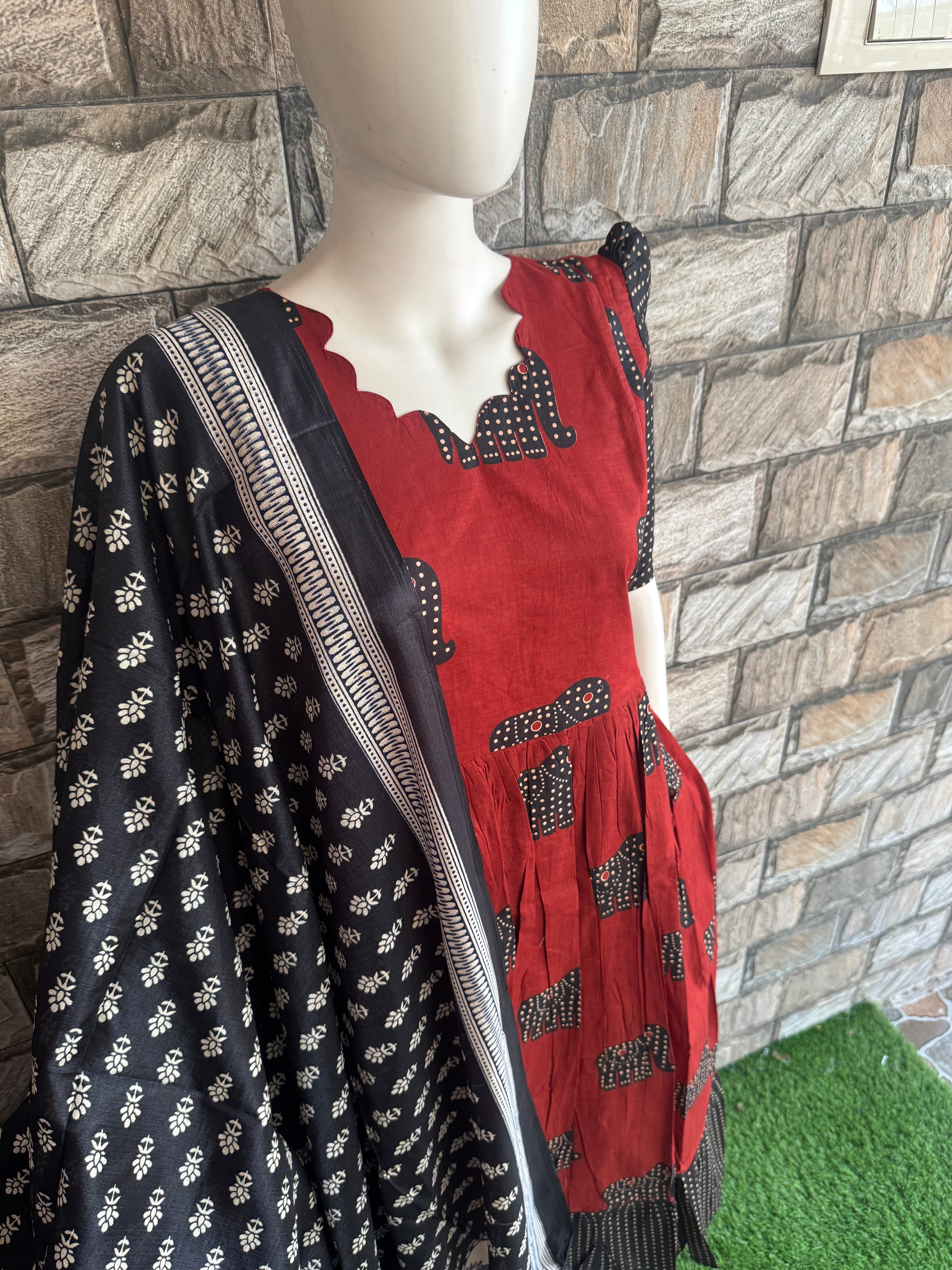 Black Khadhi dupatta CF161