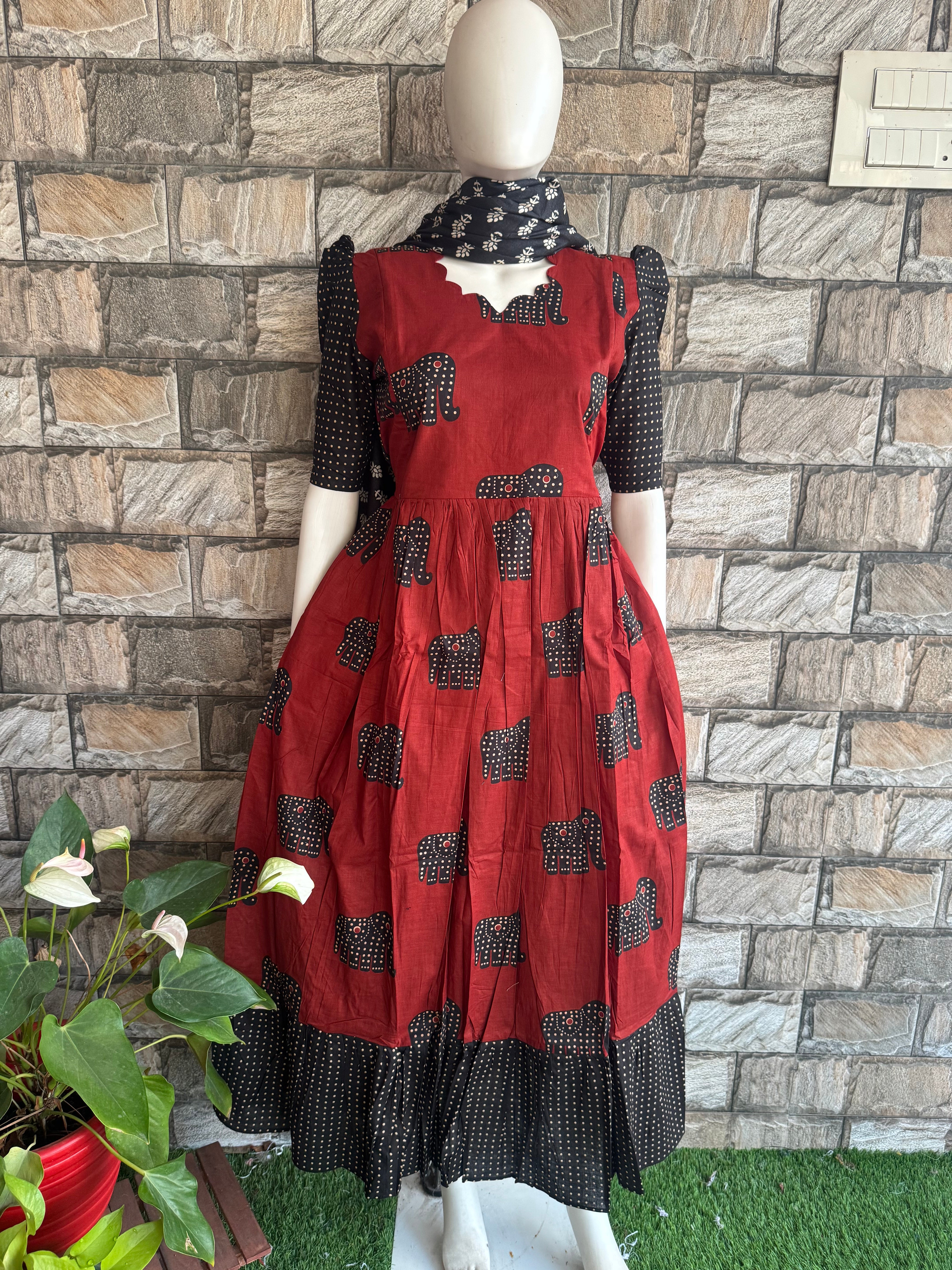 Elegant Maternity Feeding Cotton maxi CF161