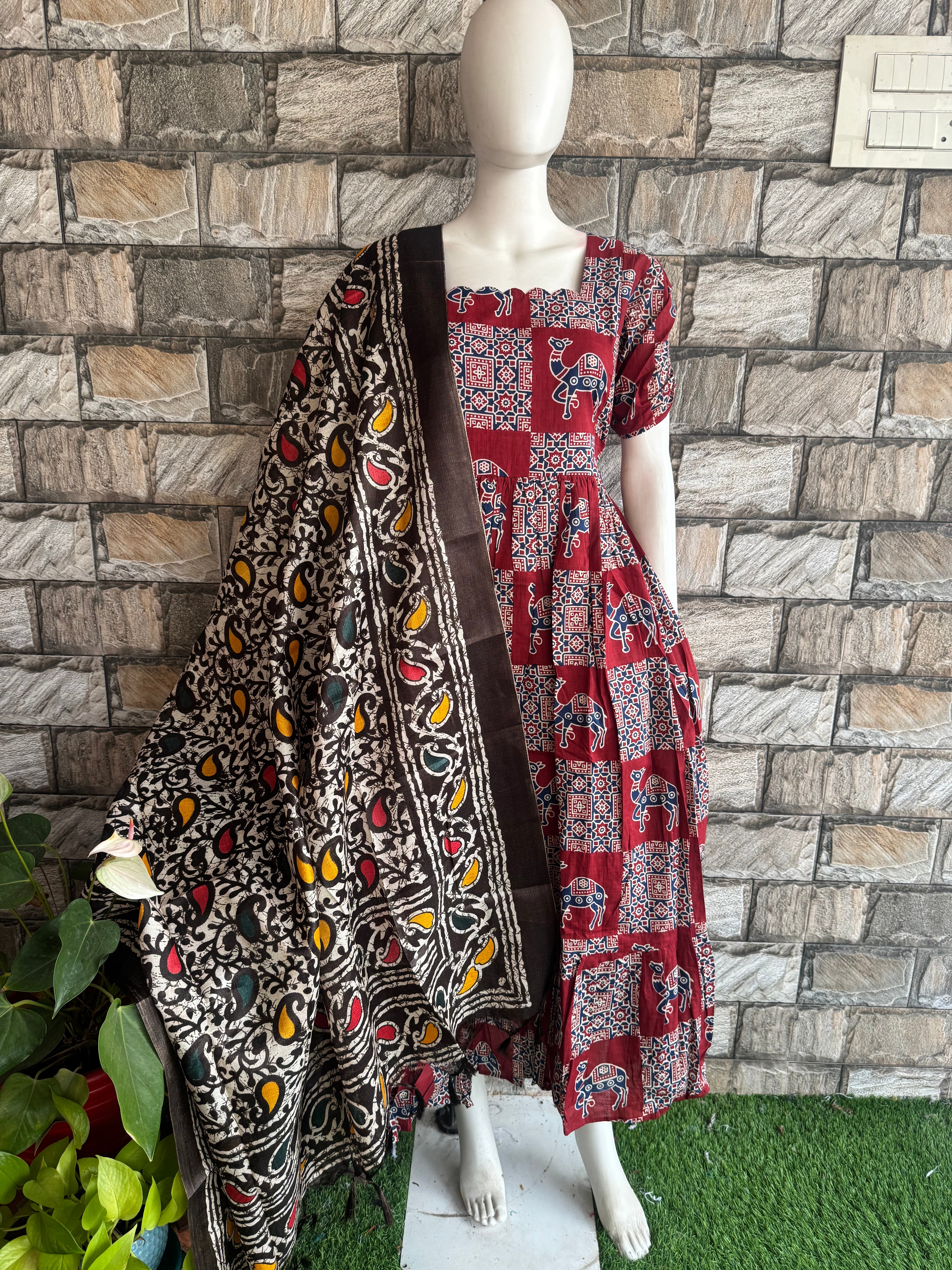 Black poly khadhi dupatta- CF171